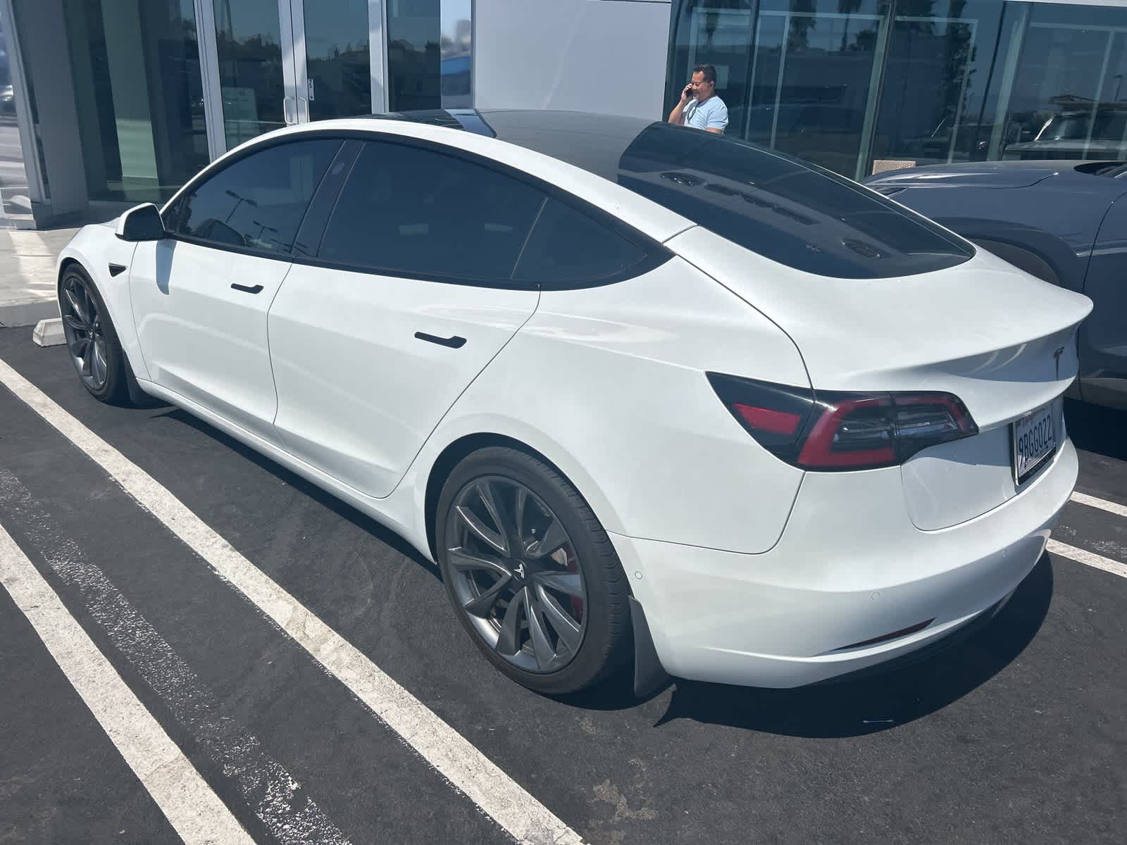 Thumbnail: 2022 Tesla Model 3 - 15