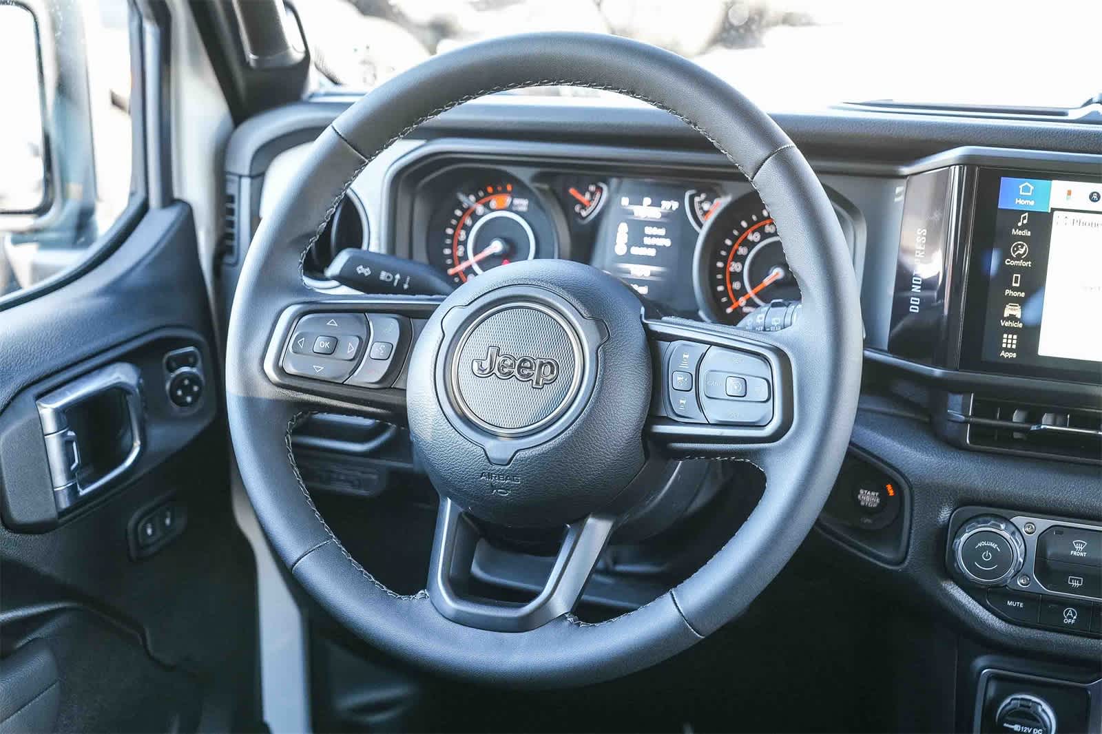 Thumbnail: 2026 Jeep Wrangler - 16