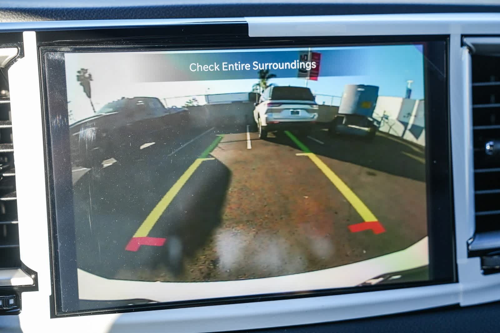 Thumbnail: 2026 Chrysler Voyager - 24