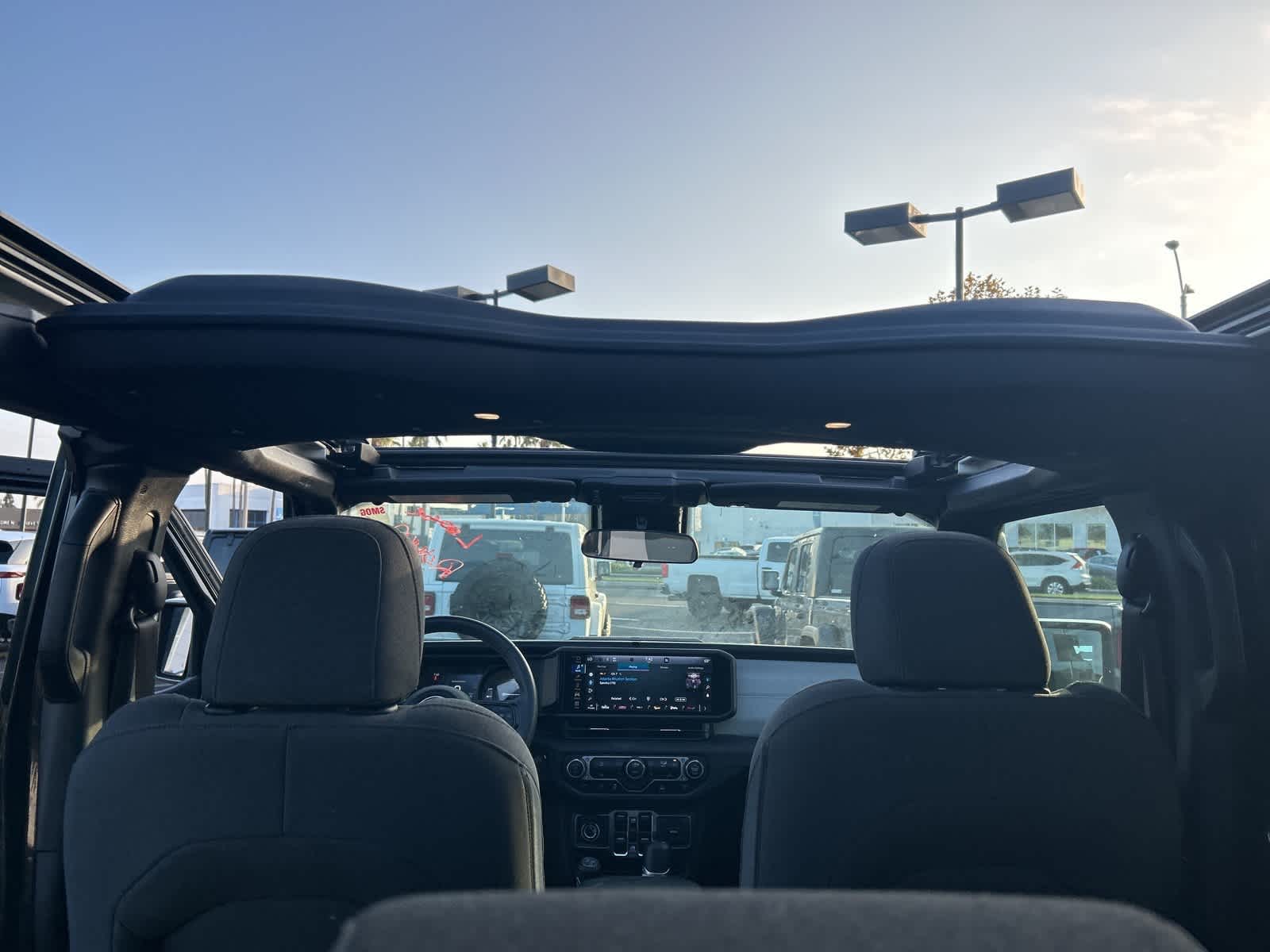 Thumbnail: 2024 Jeep Wrangler - 32