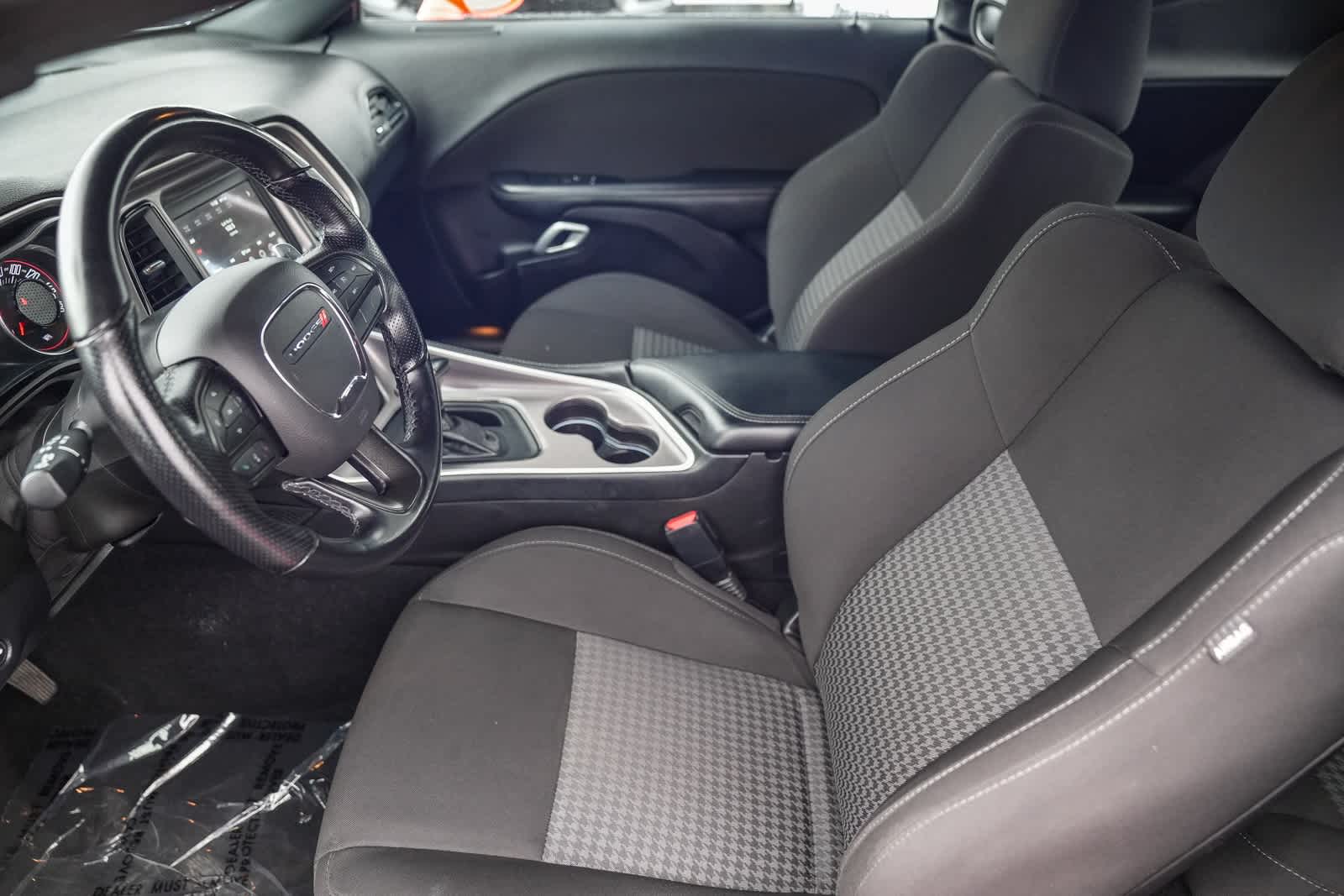 Thumbnail: 2022 Dodge Challenger - 18