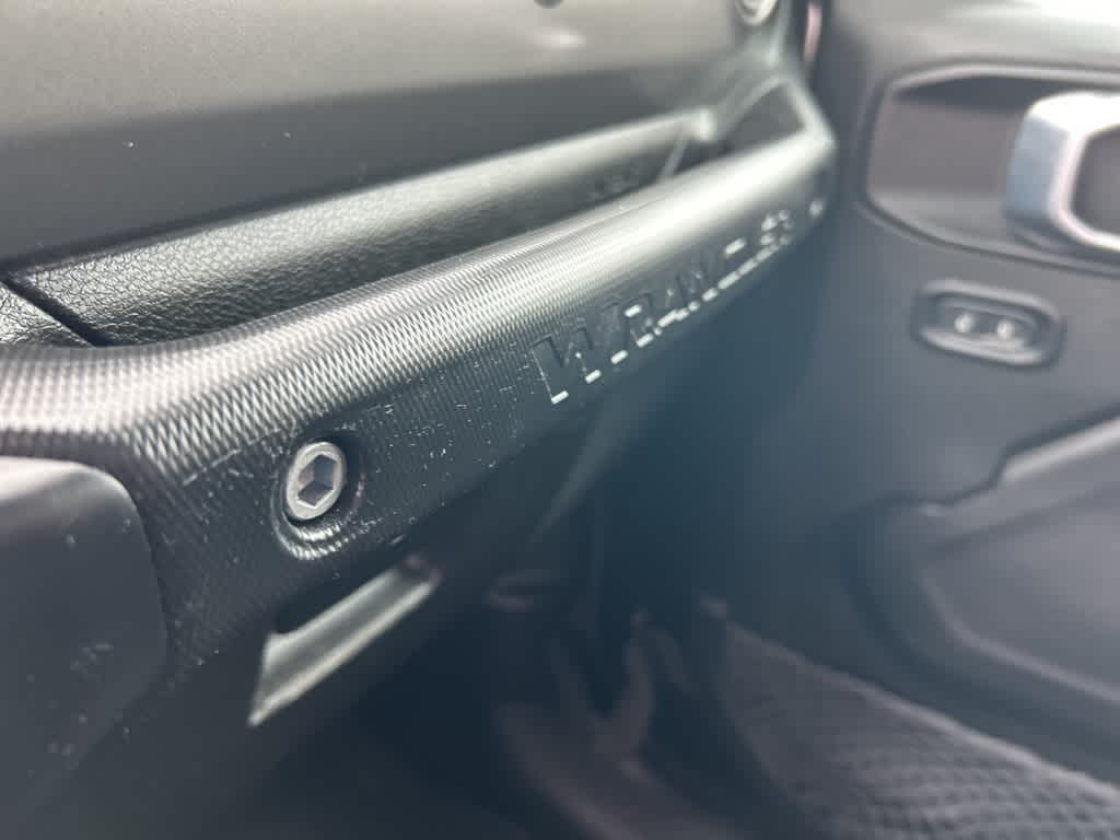2021 Jeep Wrangler Unlimited Sport 33