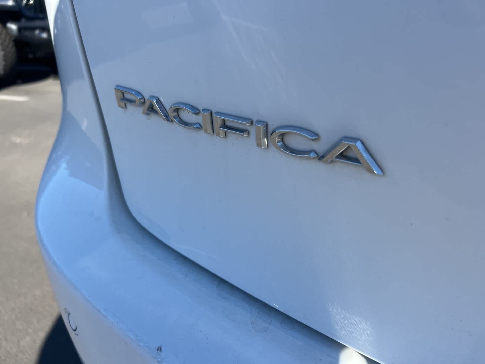 Thumbnail: 2024 Chrysler Pacifica - 12