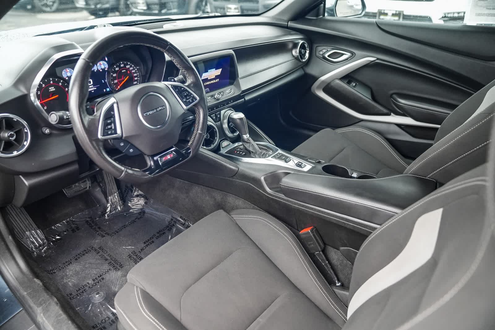 Thumbnail: 2019 Chevrolet Camaro - 11