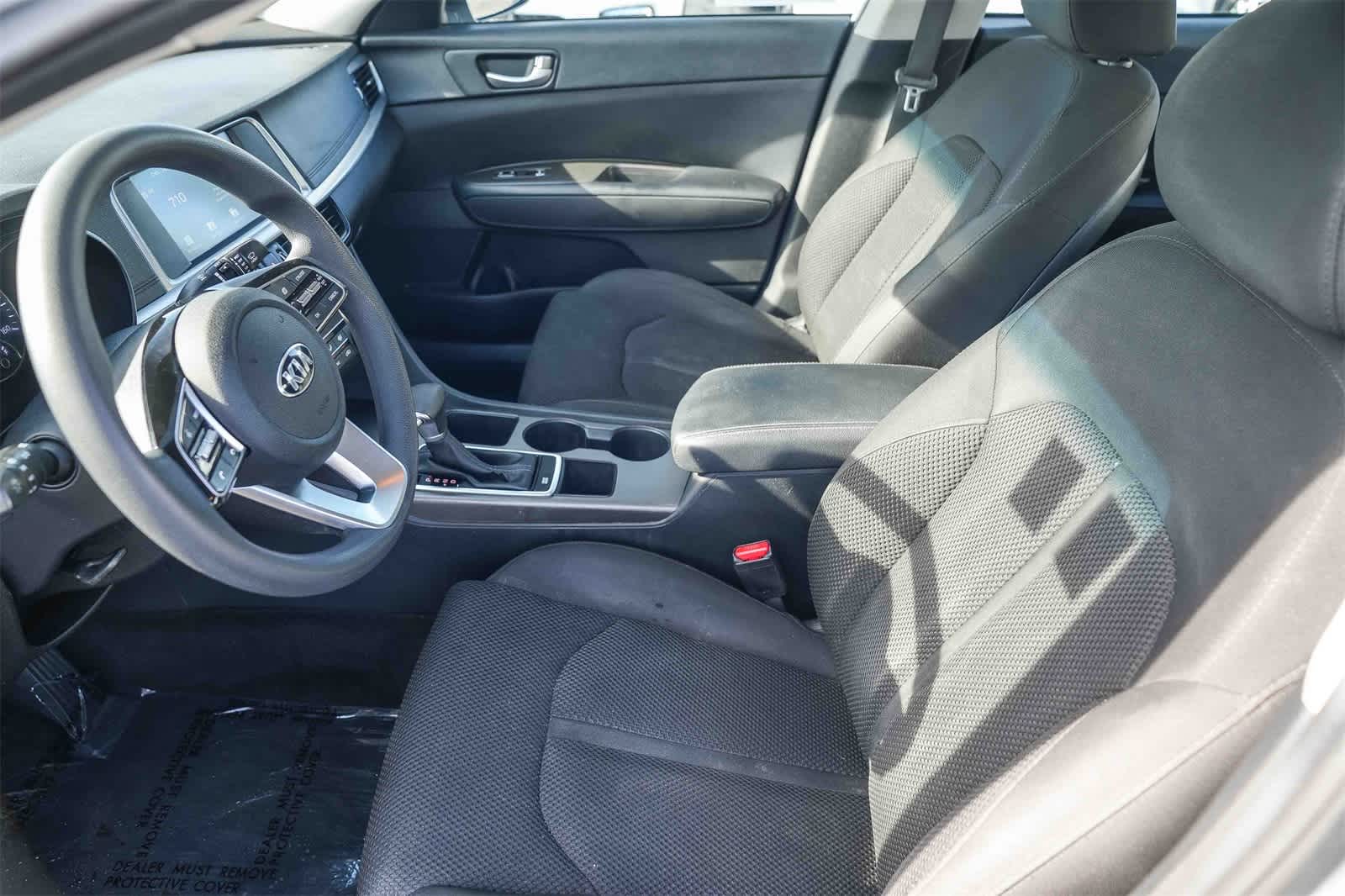 Thumbnail: 2020 Kia Optima - 16