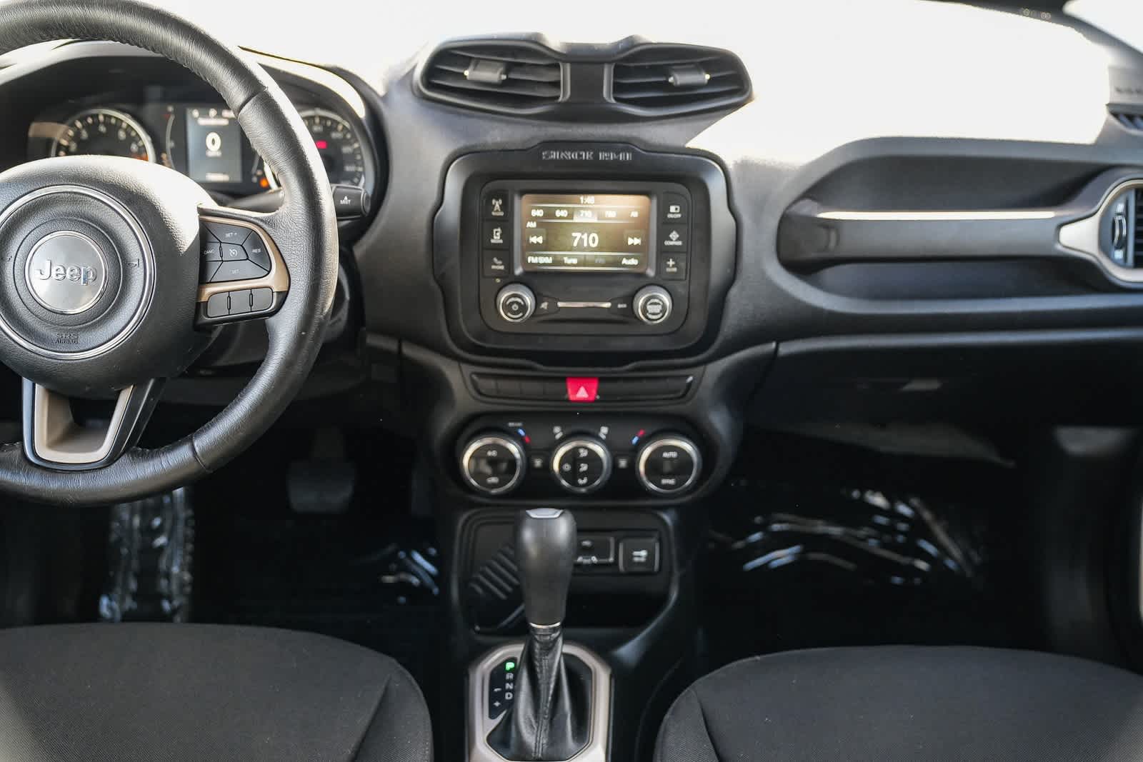 Thumbnail: 2015 Jeep Renegade - 12