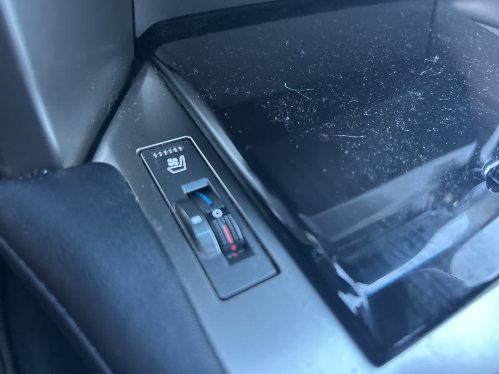 Thumbnail: 2016 Lexus GX - 44