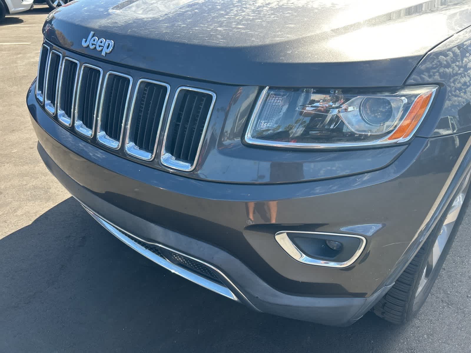 Thumbnail: 2015 Jeep Grand Cherokee - 10