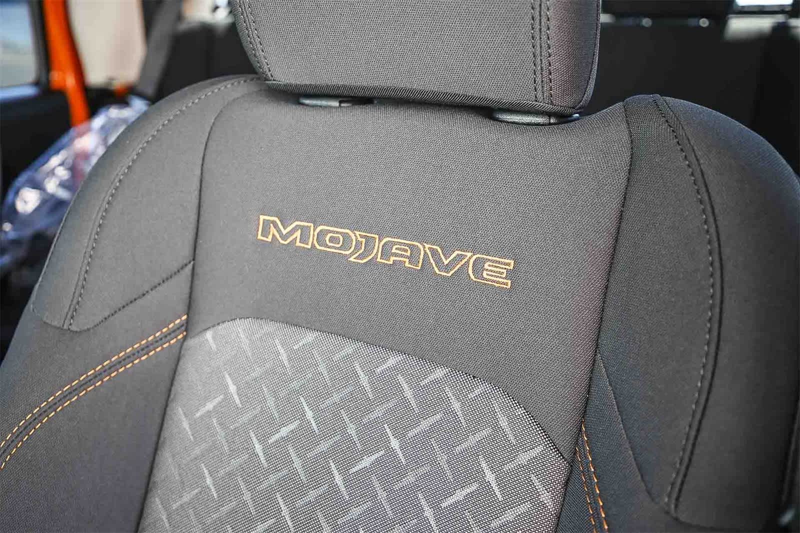 Thumbnail: 2025 Jeep Gladiator - 26