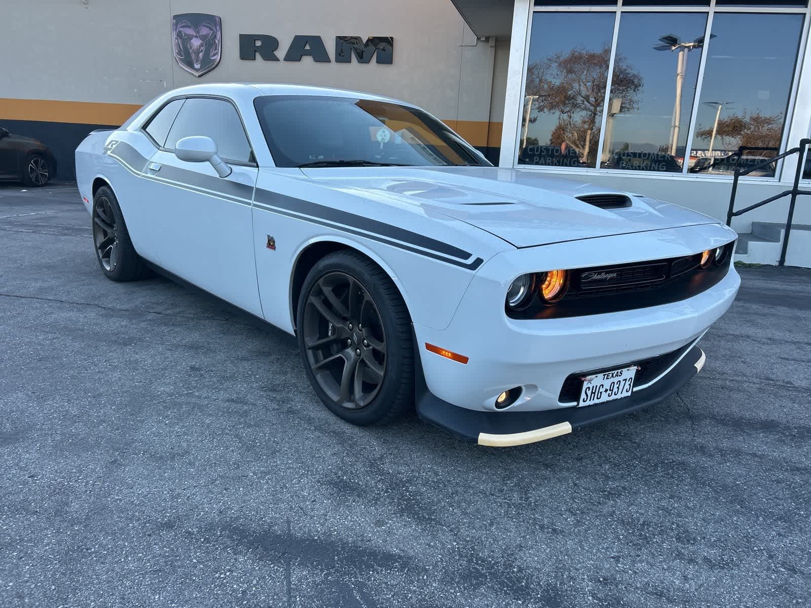 Thumbnail: 2021 Dodge Challenger - 10