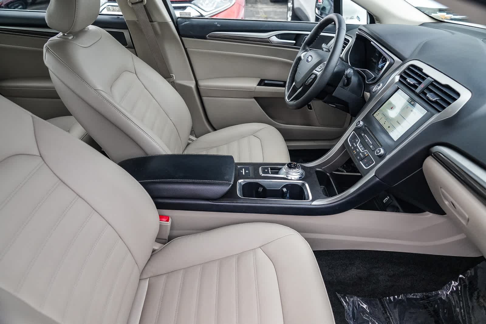 Thumbnail: 2018 Ford Fusion - 15