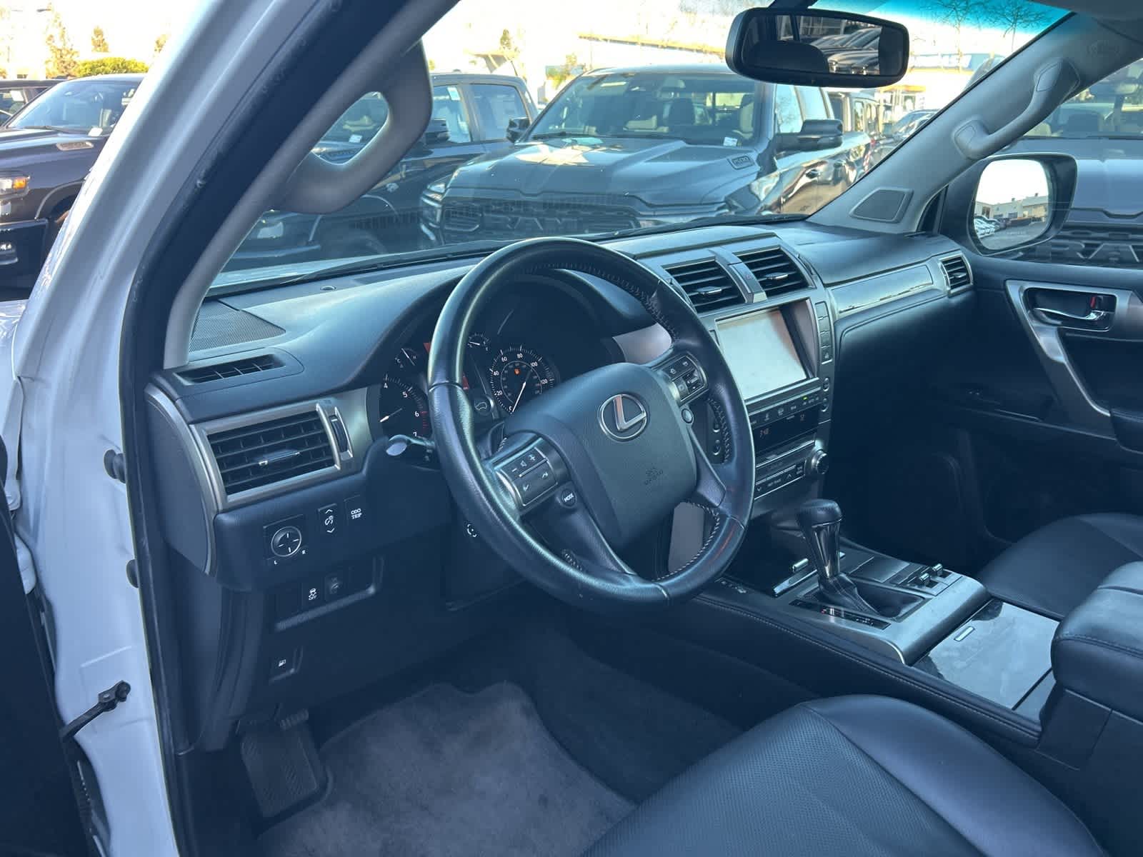 Thumbnail: 2016 Lexus GX - 23