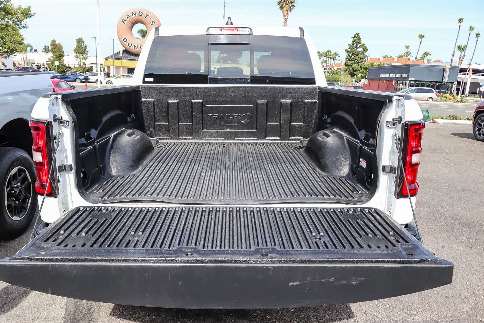 Thumbnail: 2025 RAM 1500 - 23