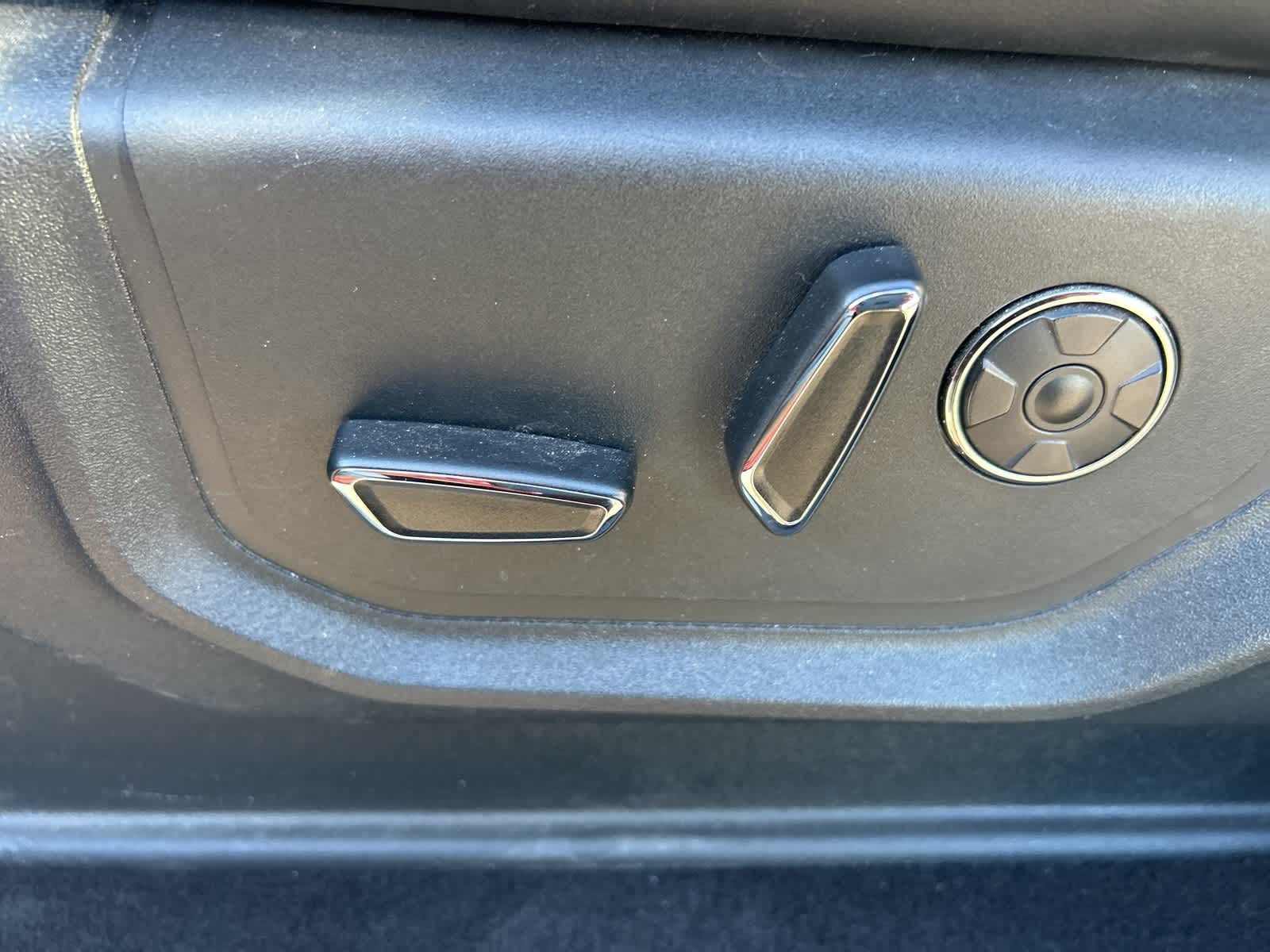 Thumbnail: 2019 Ford F-350 - 48