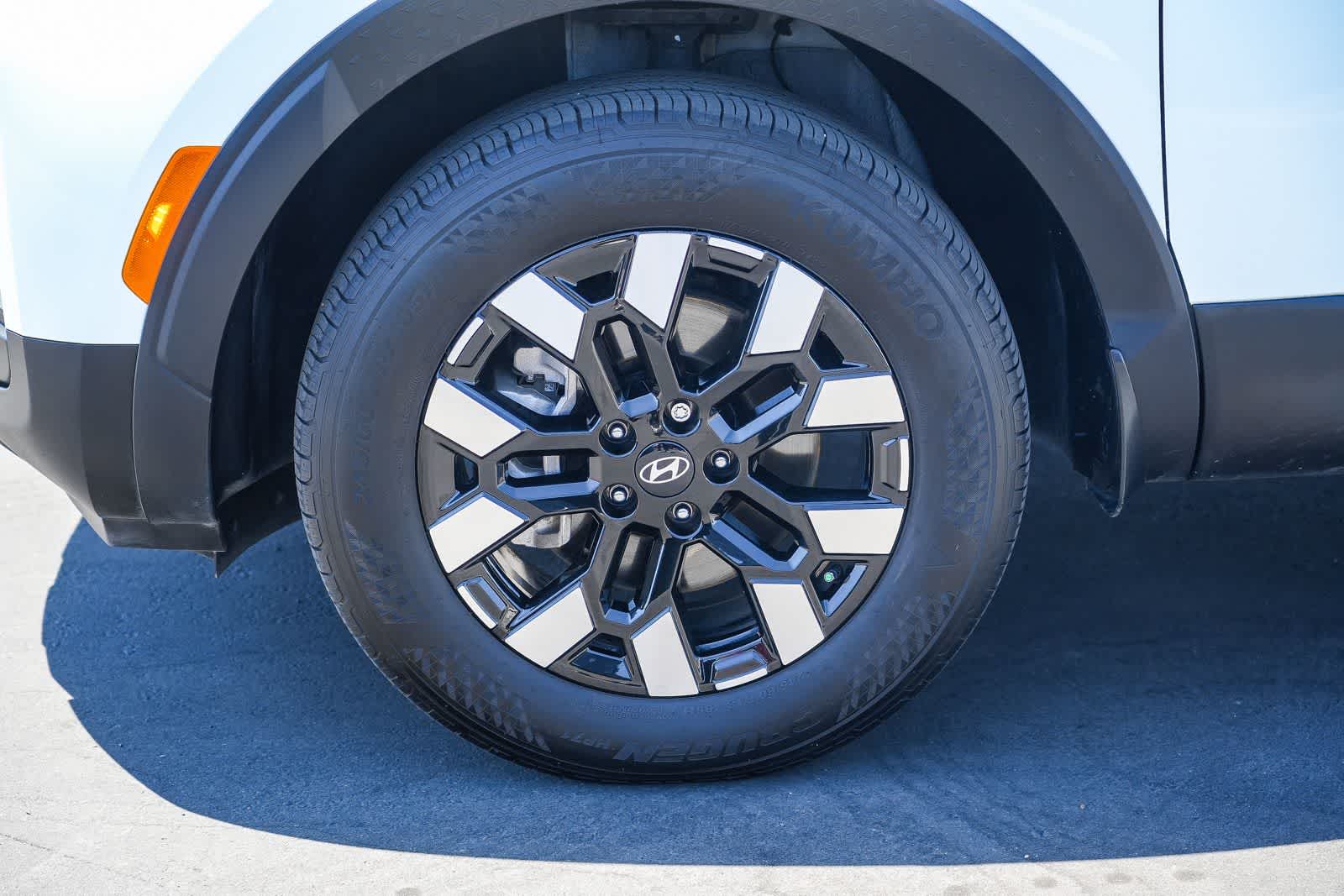 Thumbnail: 2025 Hyundai Santa Cruz - 9