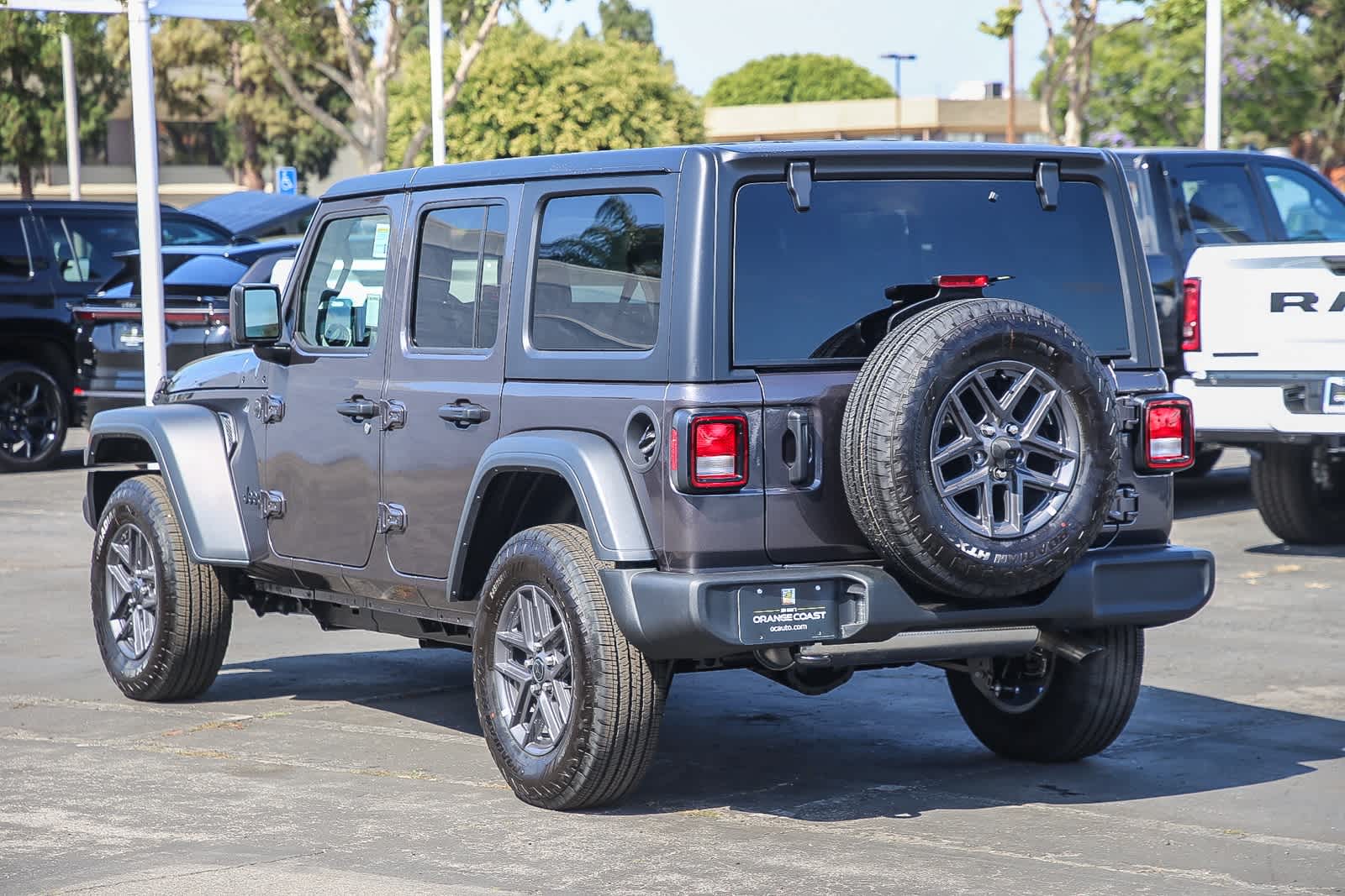 Thumbnail: 2025 Jeep Wrangler - 7