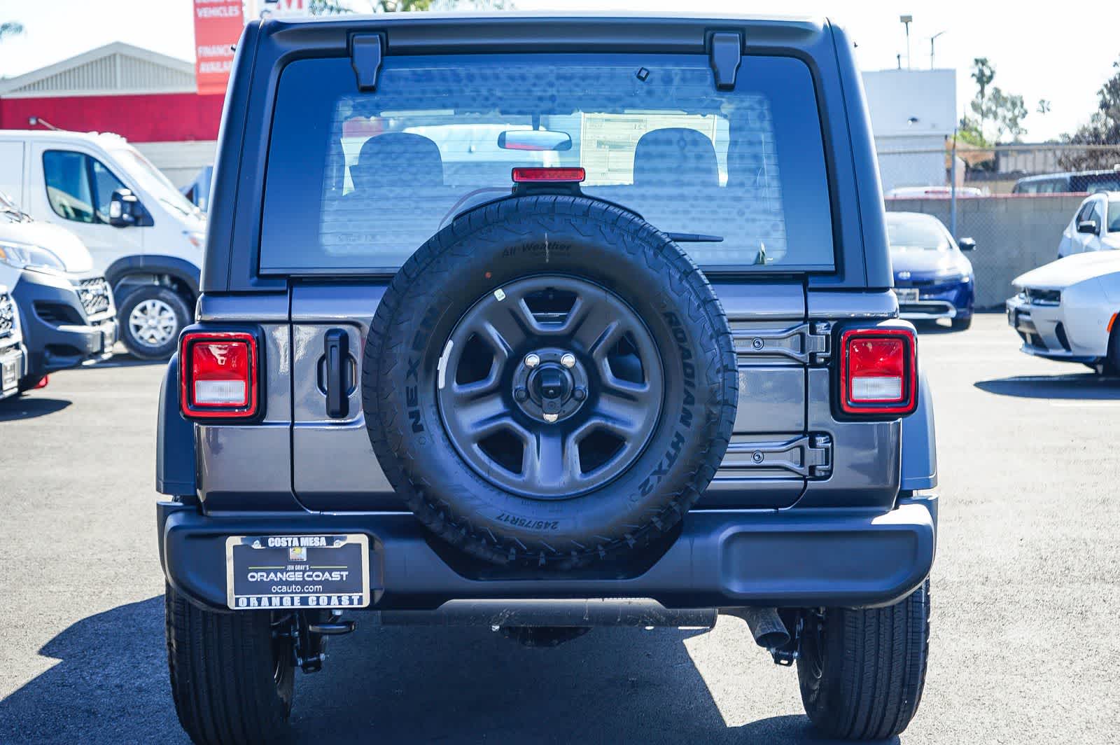 Thumbnail: 2026 Jeep Wrangler - 5