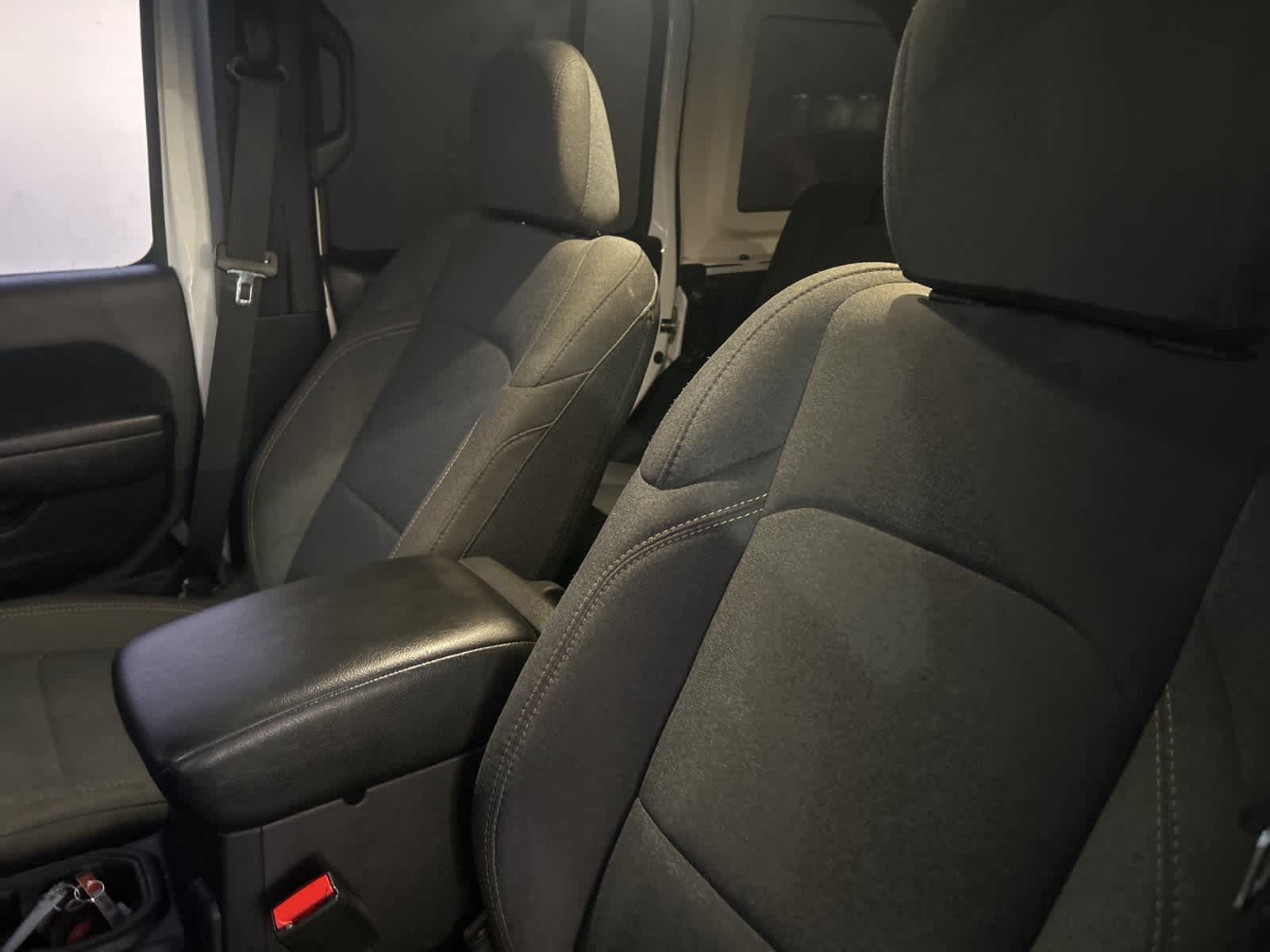 Thumbnail: 2024 Jeep Wrangler - 20