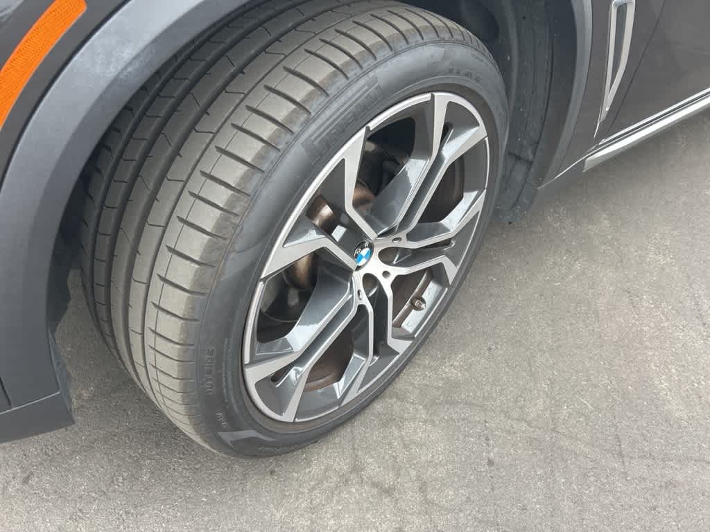 Thumbnail: 2022 BMW X5 - 12