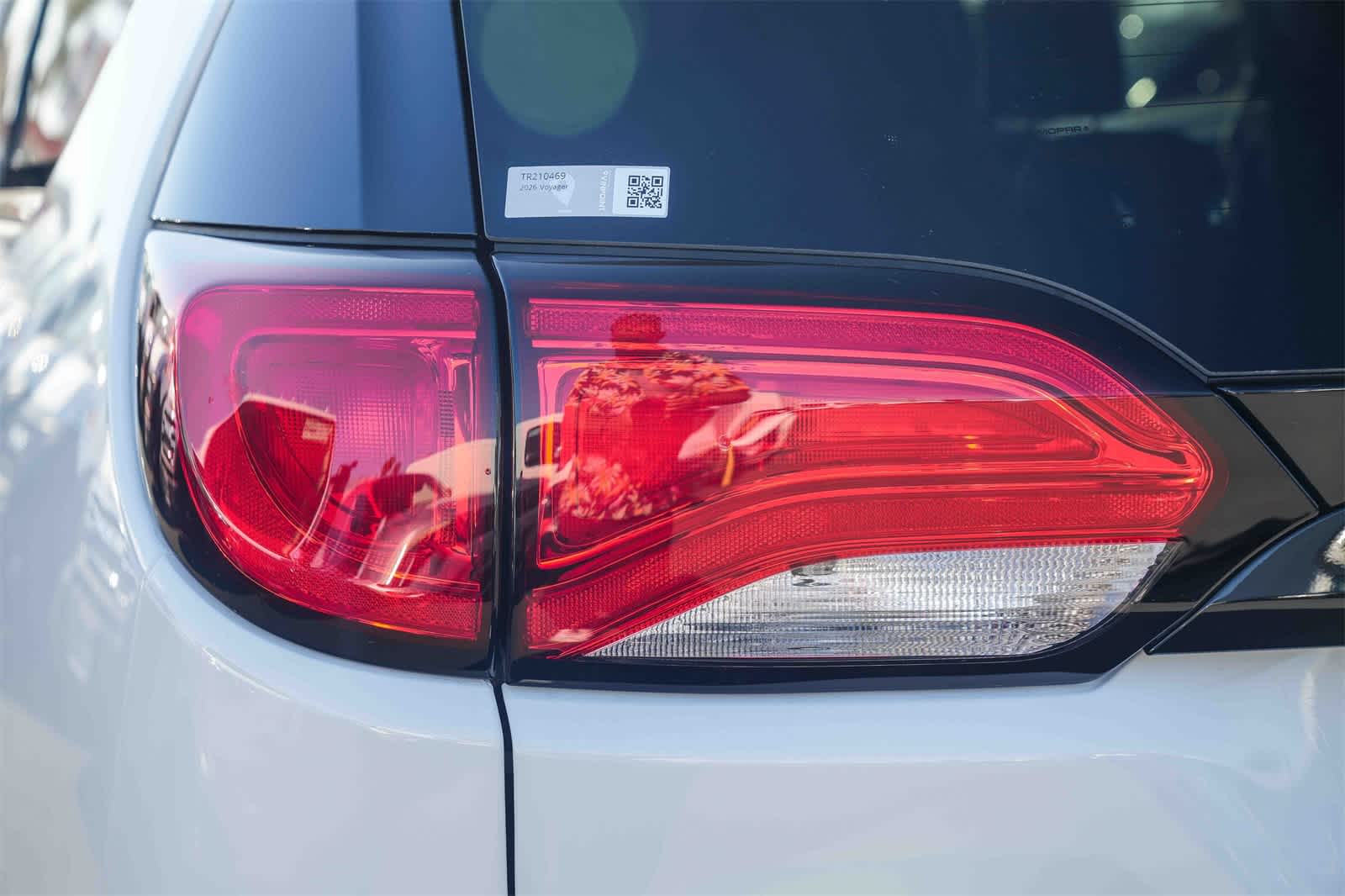 Thumbnail: 2026 Chrysler Voyager - 7