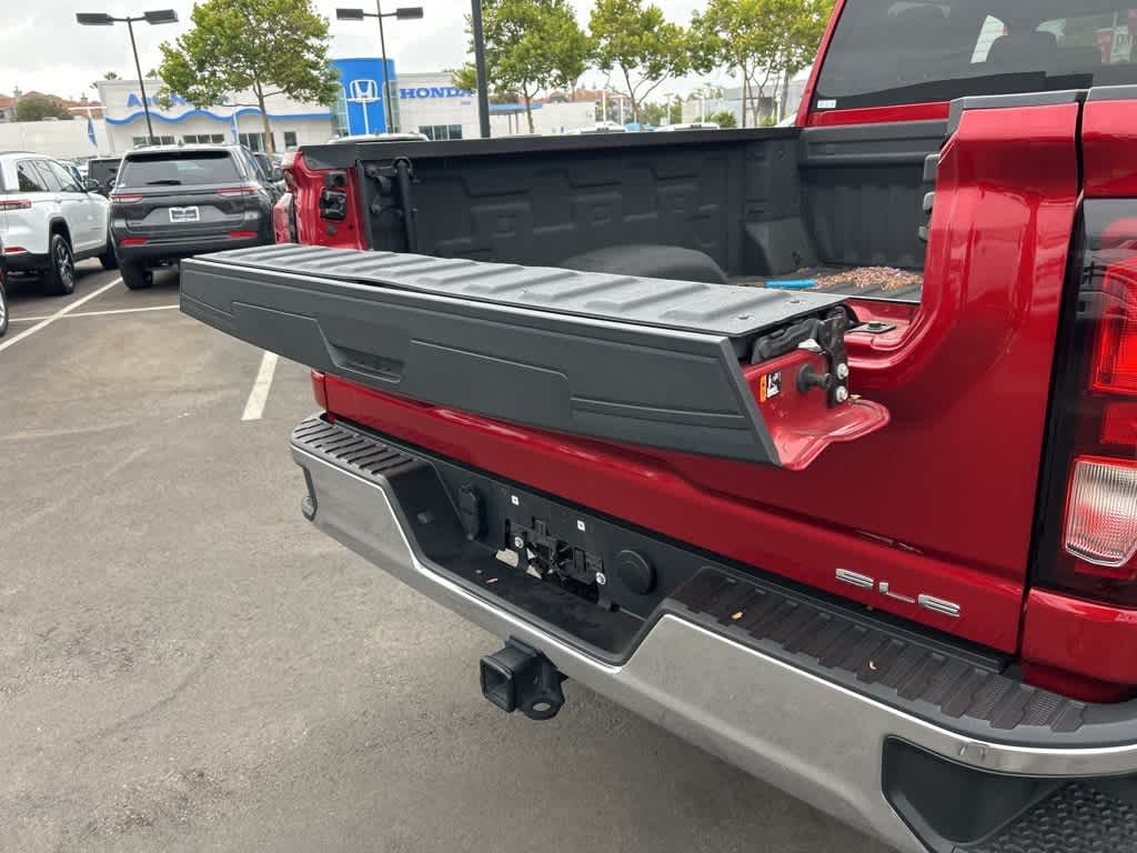 Thumbnail: 2022 GMC Sierra 2500 - 21