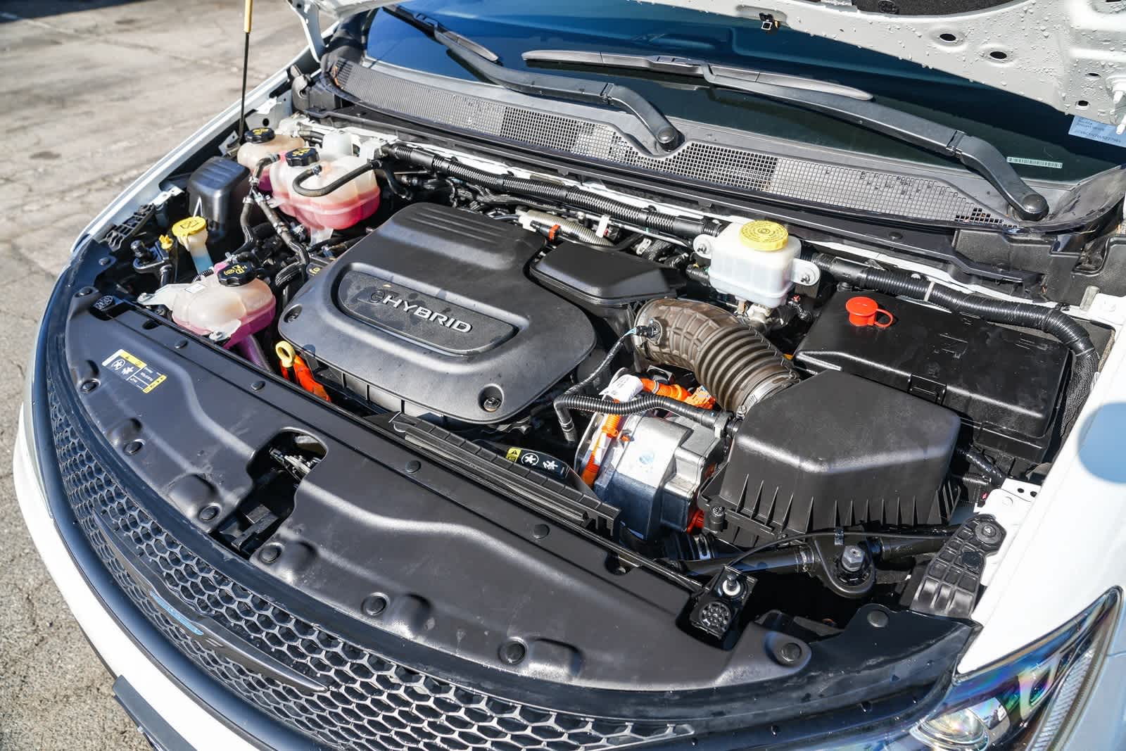 Thumbnail: 2020 Chrysler Pacifica - 21