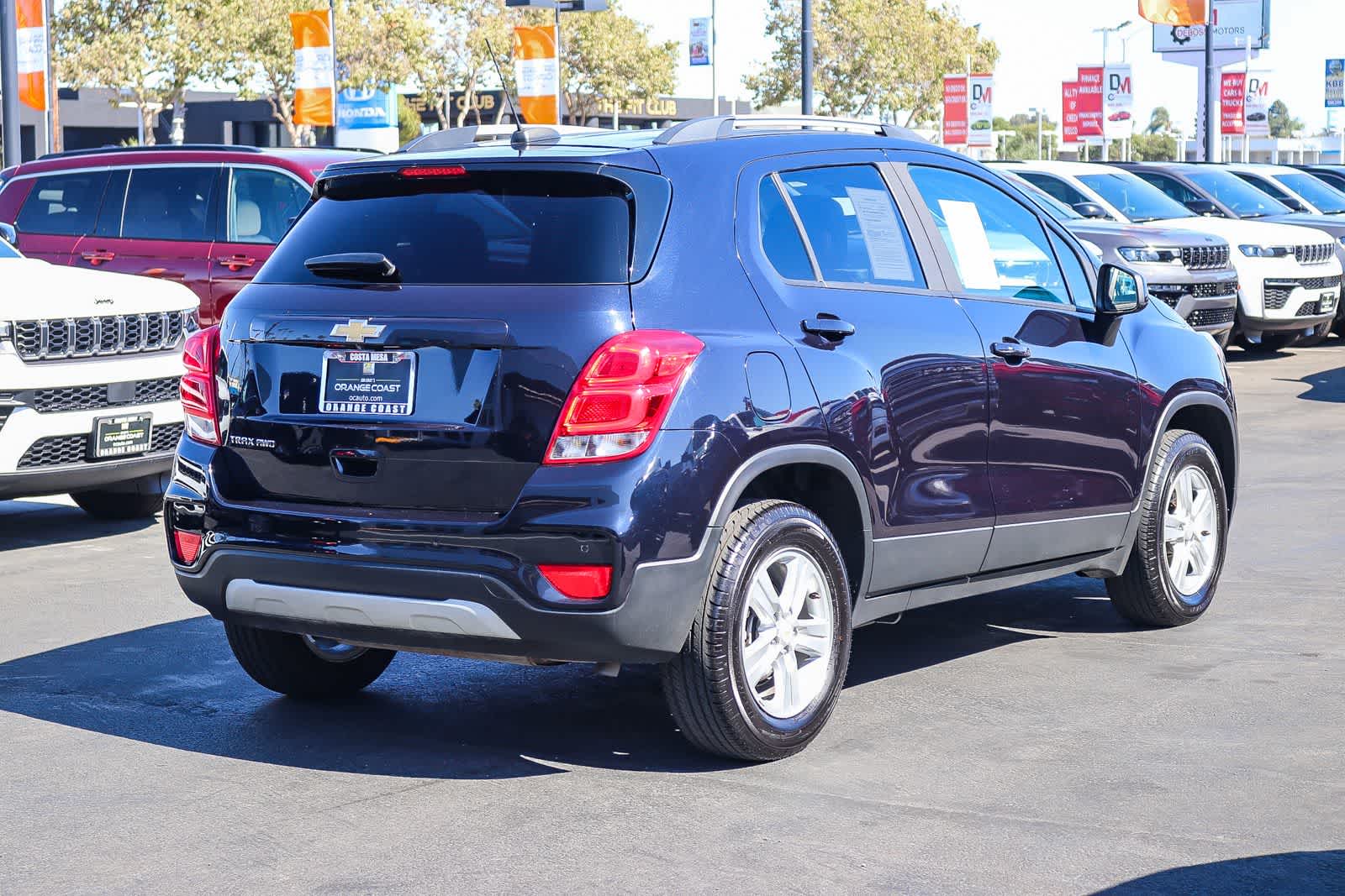 Thumbnail: 2022 Chevrolet Trax - 4