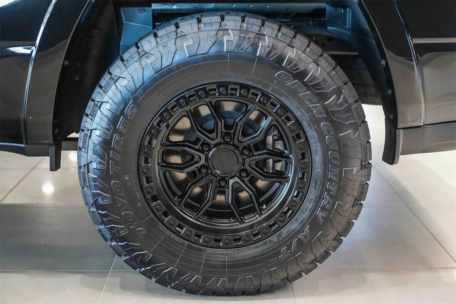 Thumbnail: 2025 RAM 1500 - 10