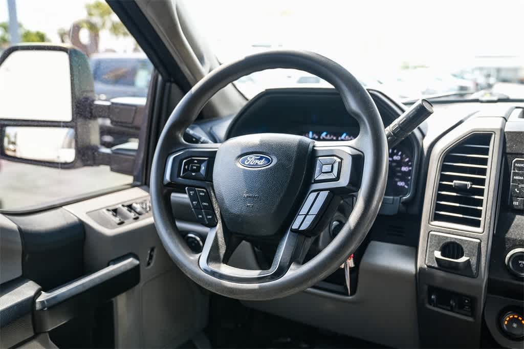 Thumbnail: 2020 Ford F-350 - 14