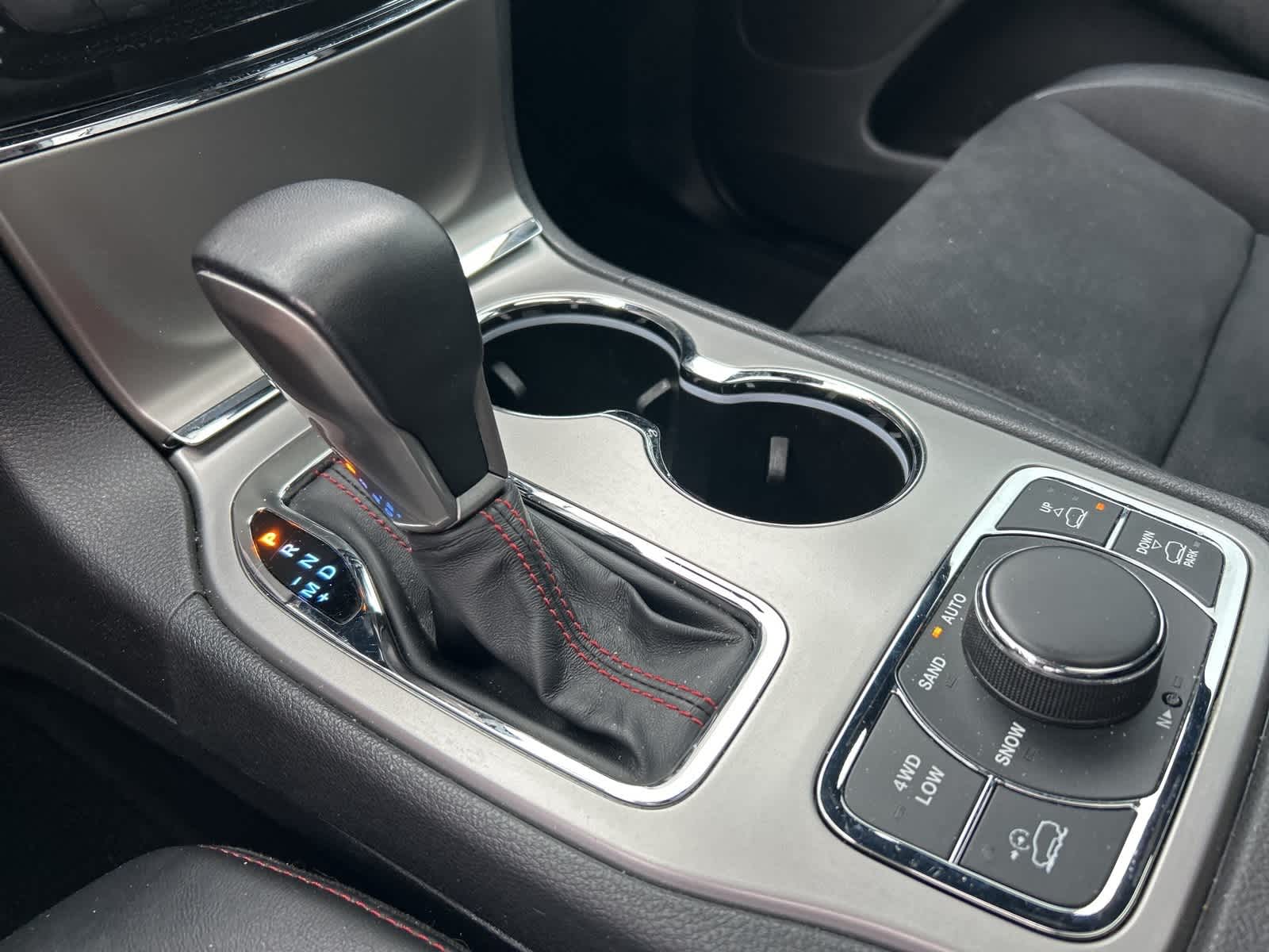 Thumbnail: 2021 Jeep Grand Cherokee - 44