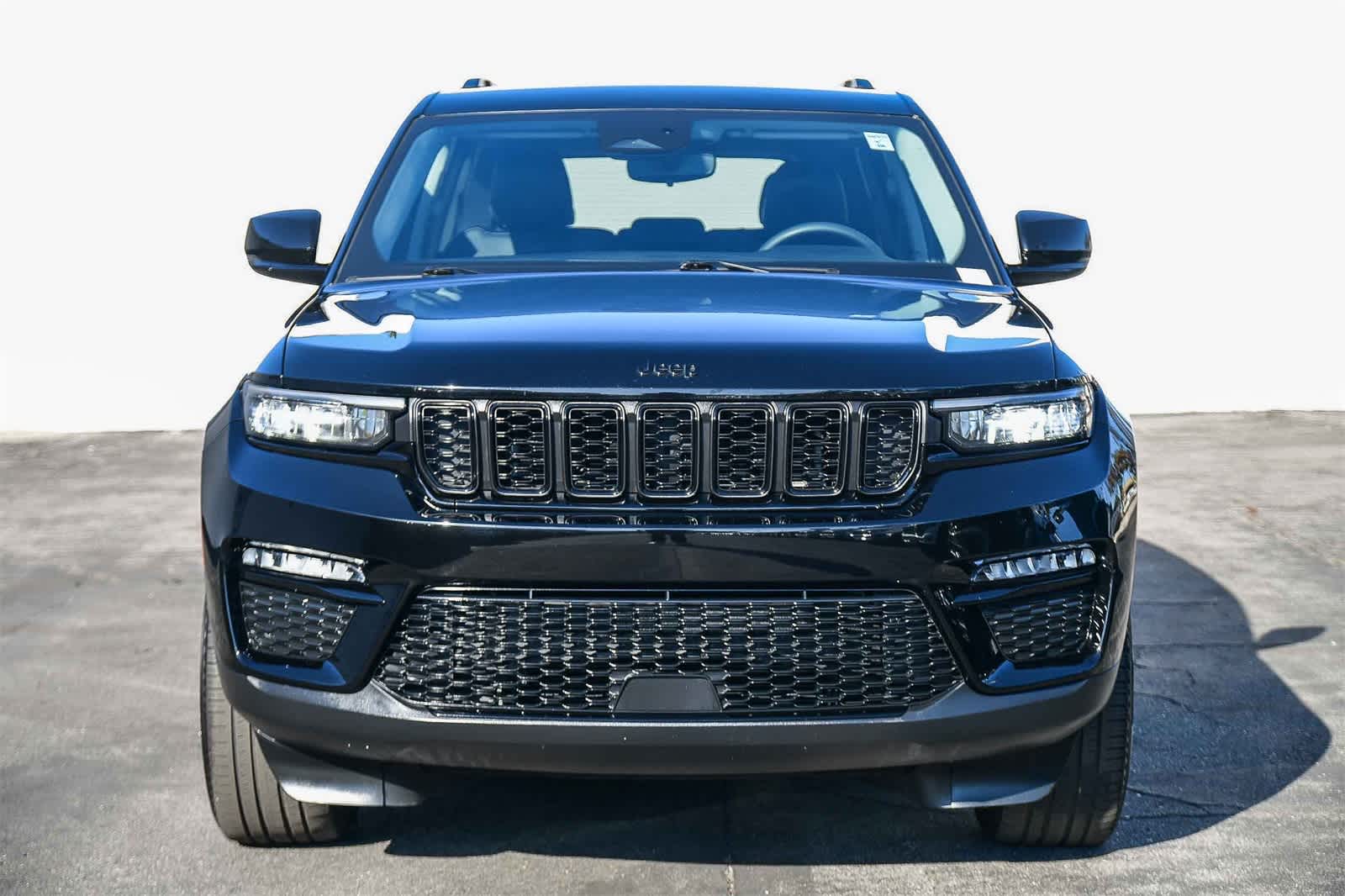 Thumbnail: 2023 Jeep Grand Cherokee - 2