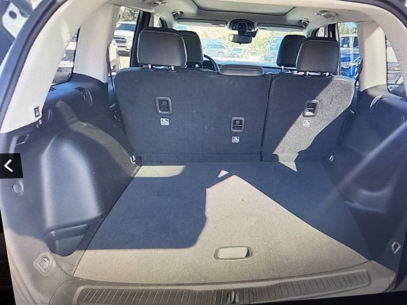 Thumbnail: 2023 Jeep Grand Cherokee - 21