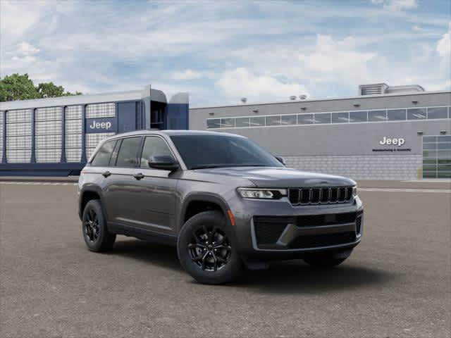 Thumbnail: 2026 Jeep Grand Cherokee - 5