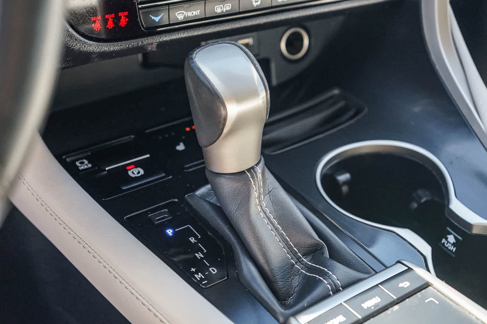 Thumbnail: 2022 Lexus RX - 15