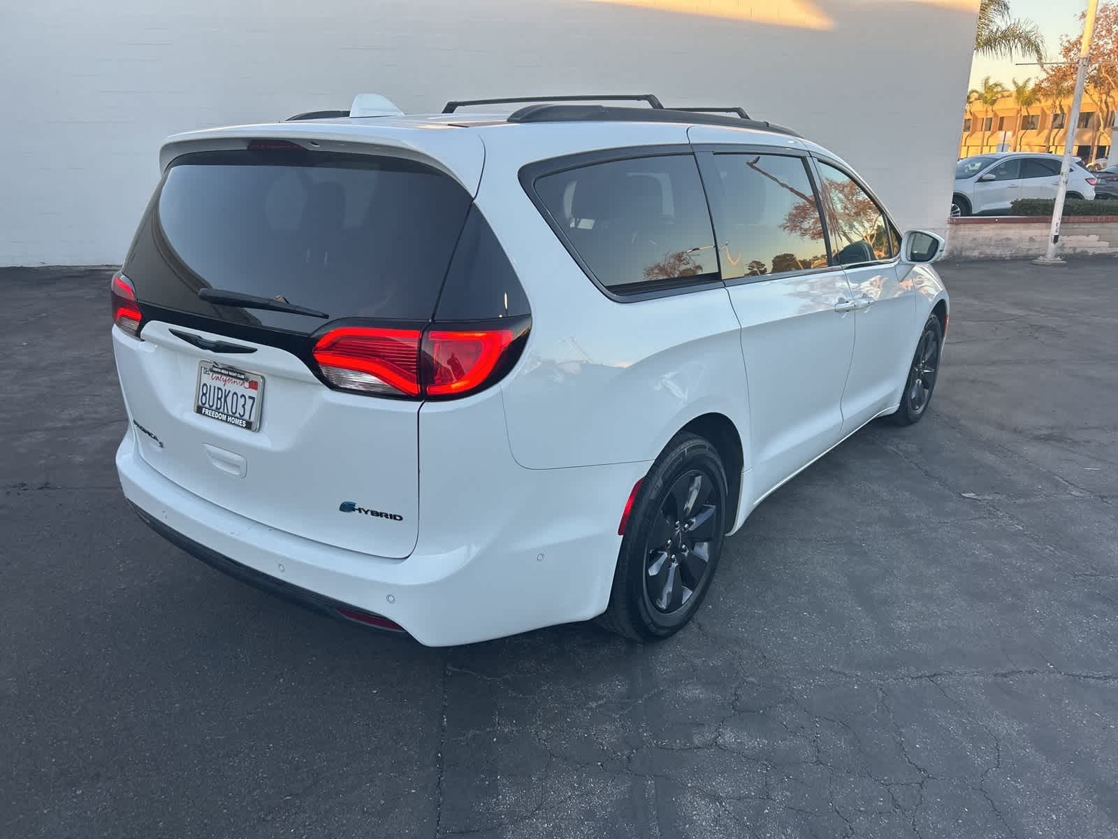 Thumbnail: 2020 Chrysler Pacifica - 7