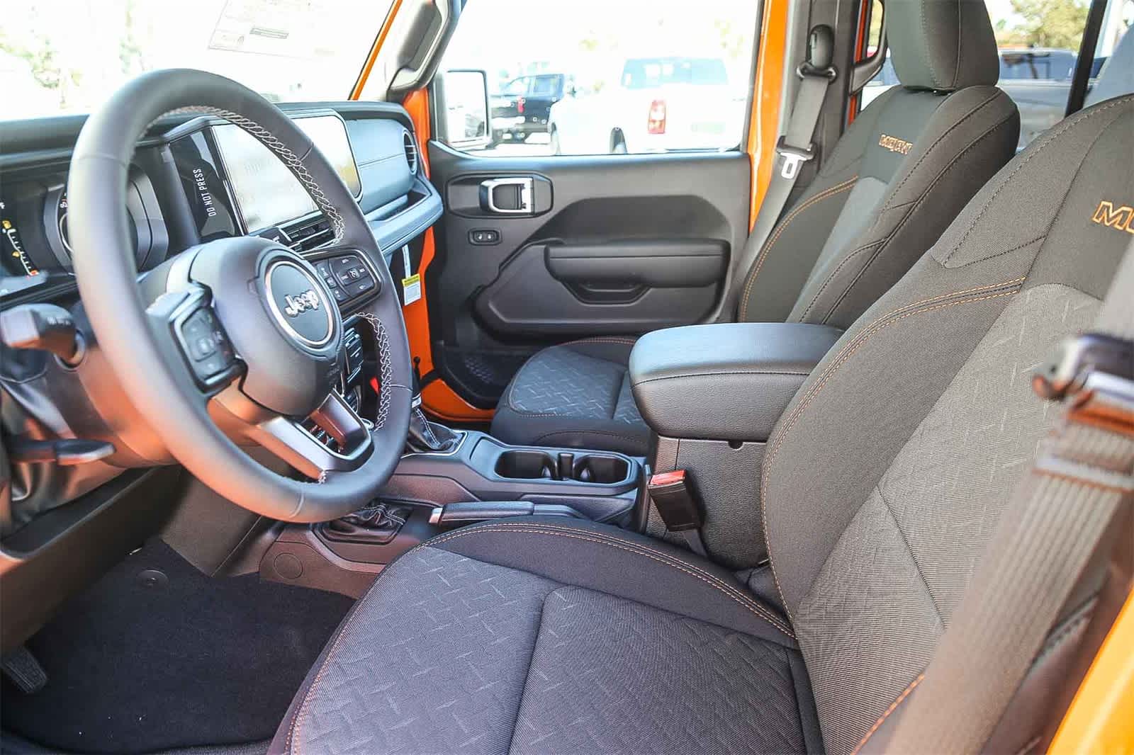 Thumbnail: 2025 Jeep Gladiator - 19