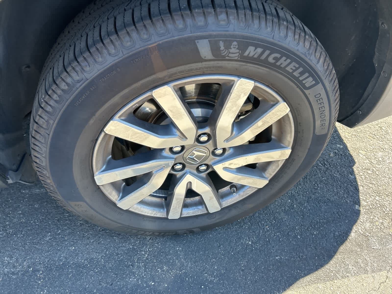 Thumbnail: 2019 Honda Pilot - 12