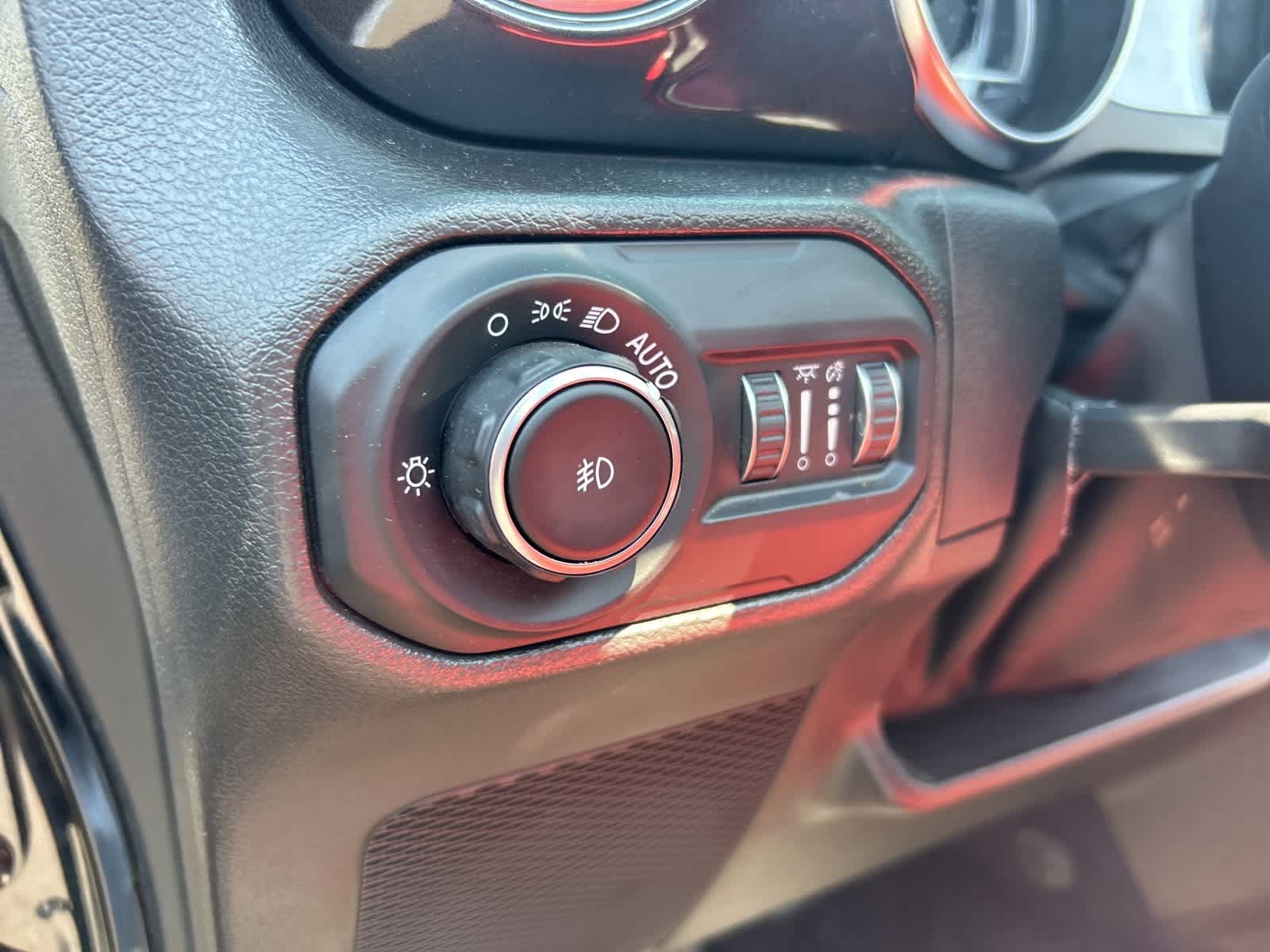 Thumbnail: 2022 Jeep Wrangler - 42
