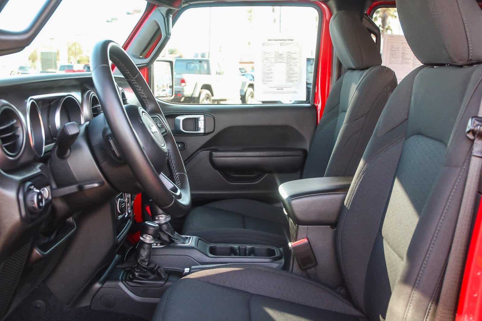 Thumbnail: 2022 Jeep Gladiator - 19