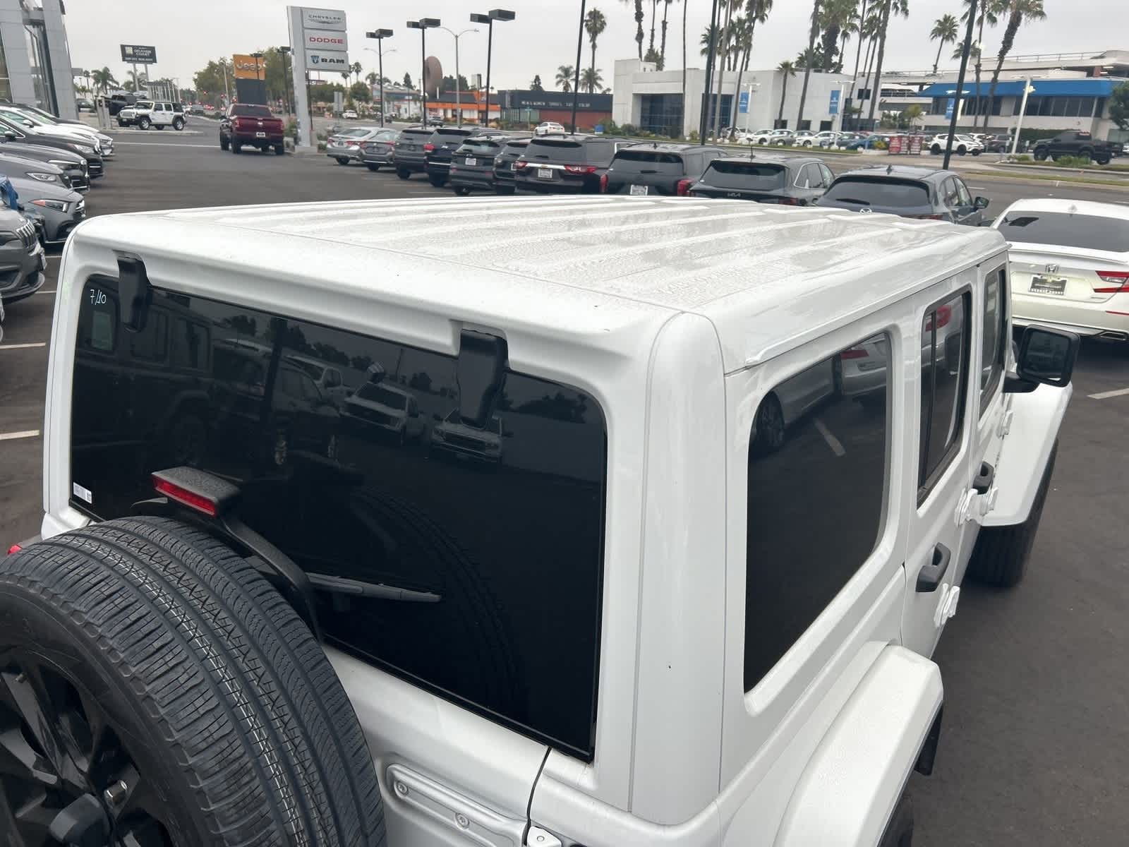 Thumbnail: 2024 Jeep Wrangler - 20