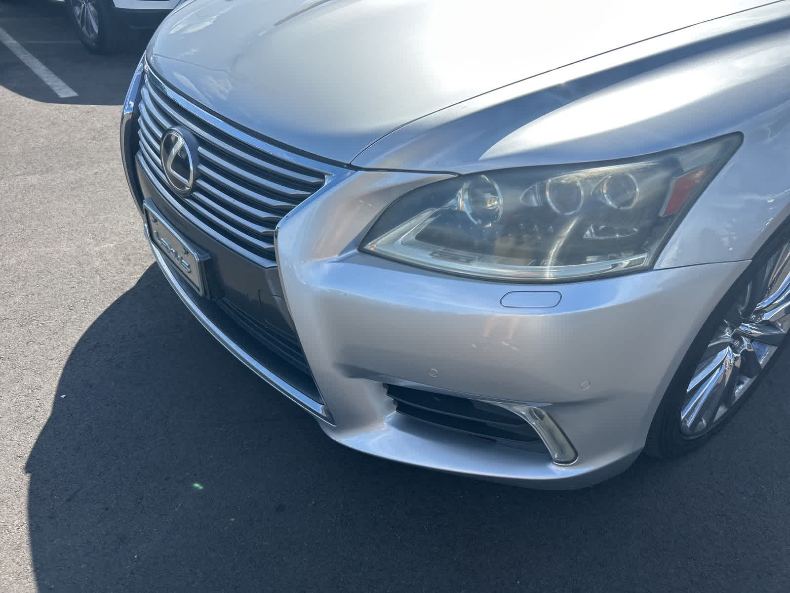 Thumbnail: 2013 Lexus LS - 8