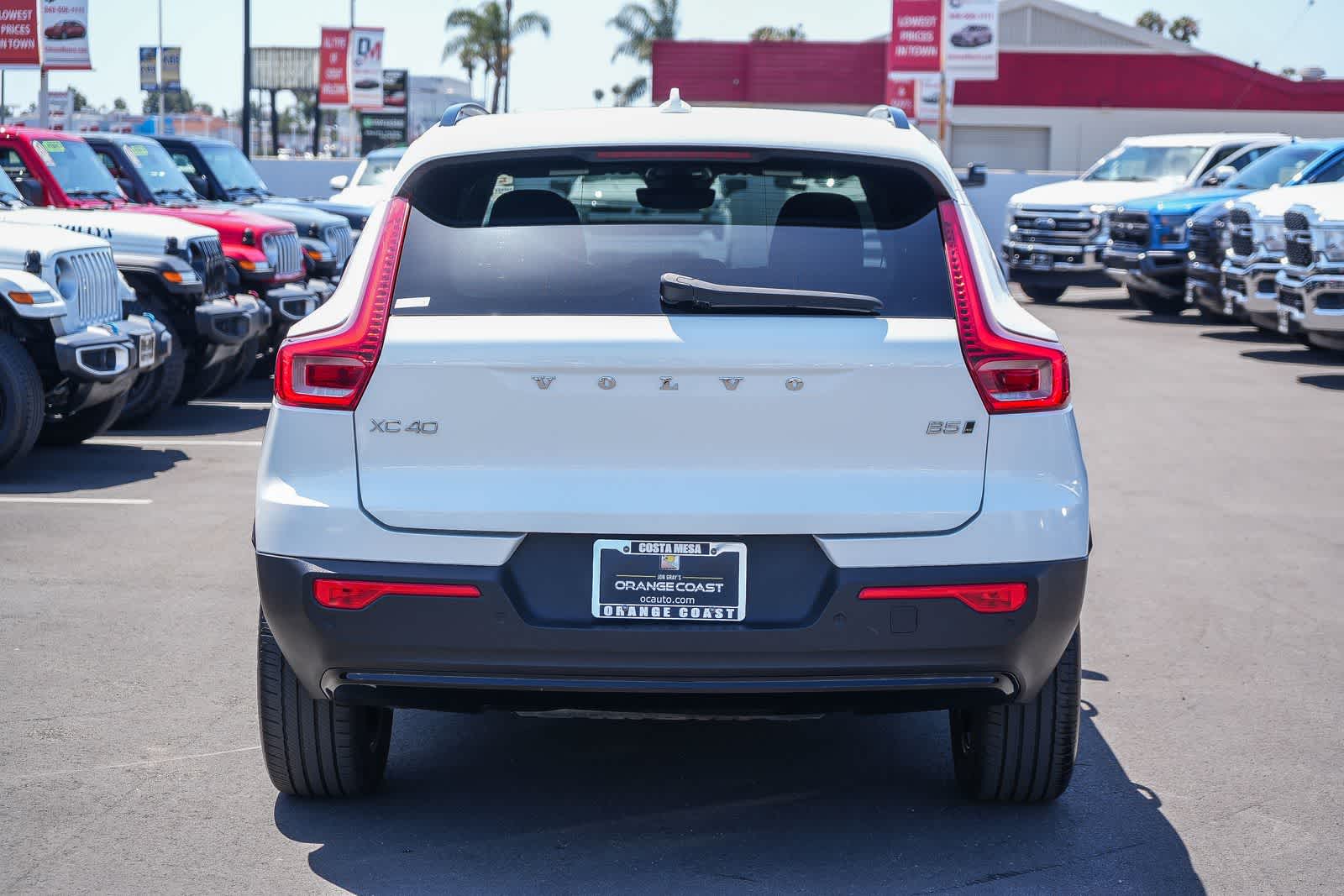 Thumbnail: 2024 Volvo XC40 - 7