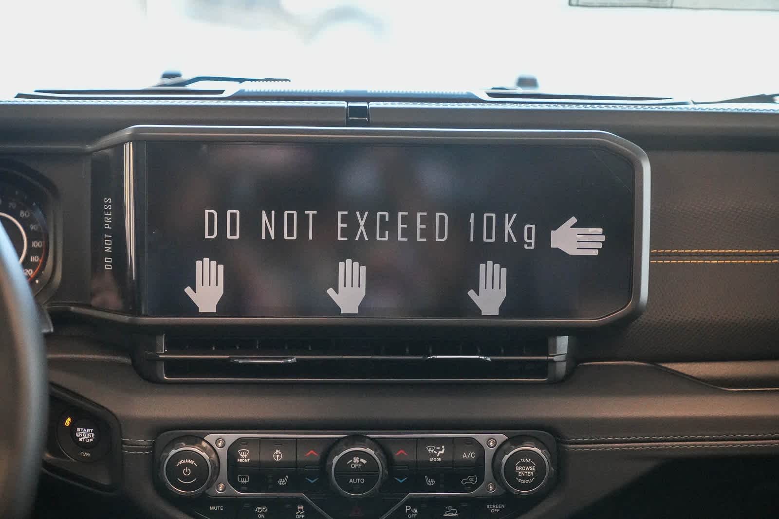 Thumbnail: 2025 Jeep Wrangler - 13