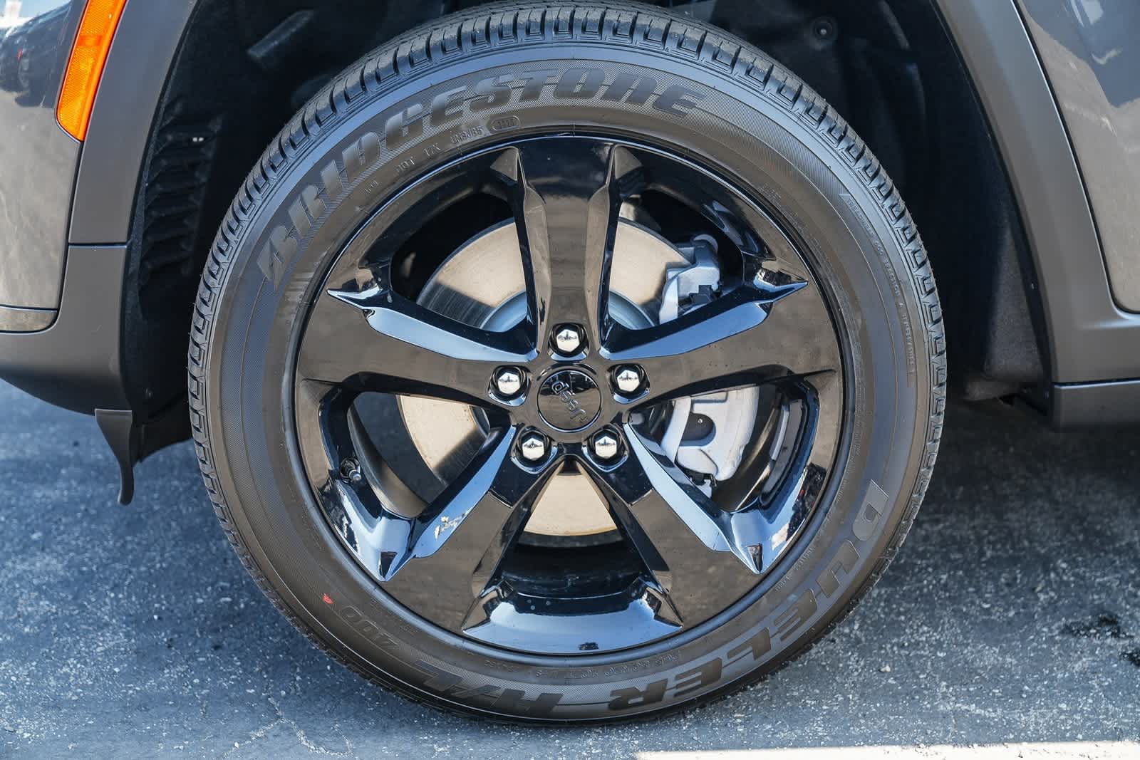 Thumbnail: 2025 Jeep Grand Cherokee L - 9