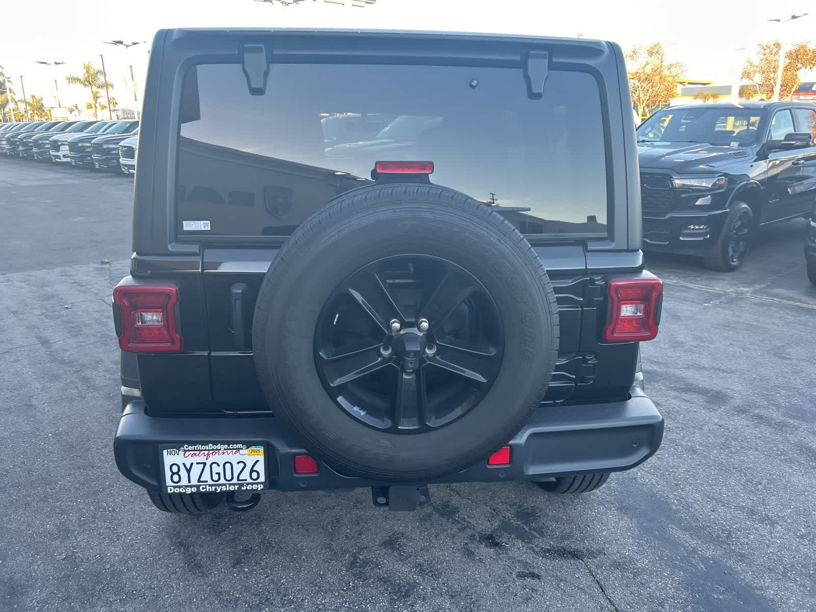 Thumbnail: 2021 Jeep Wrangler - 6