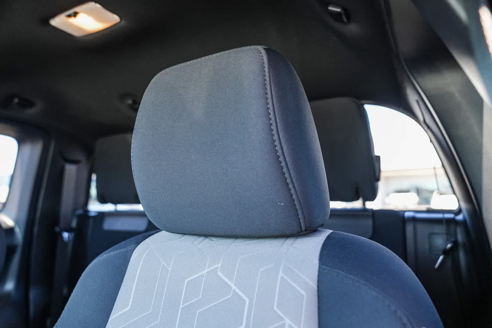 Thumbnail: 2022 Toyota Tacoma - 22