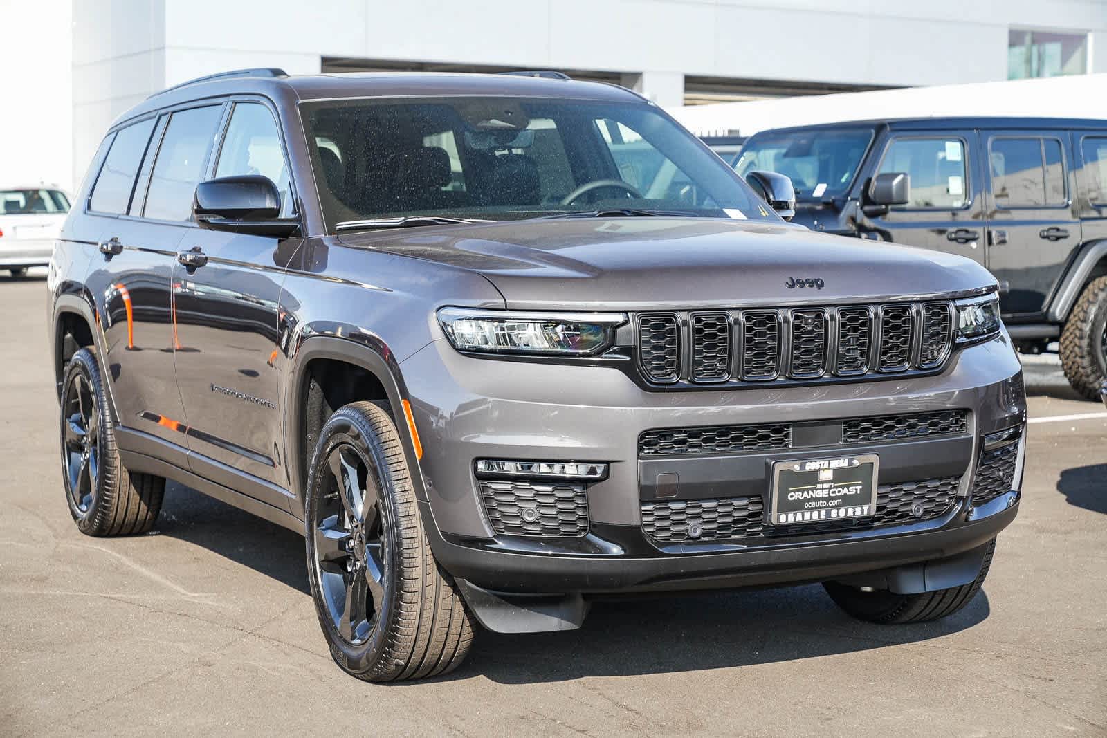 Thumbnail: 2025 Jeep Grand Cherokee L - 3