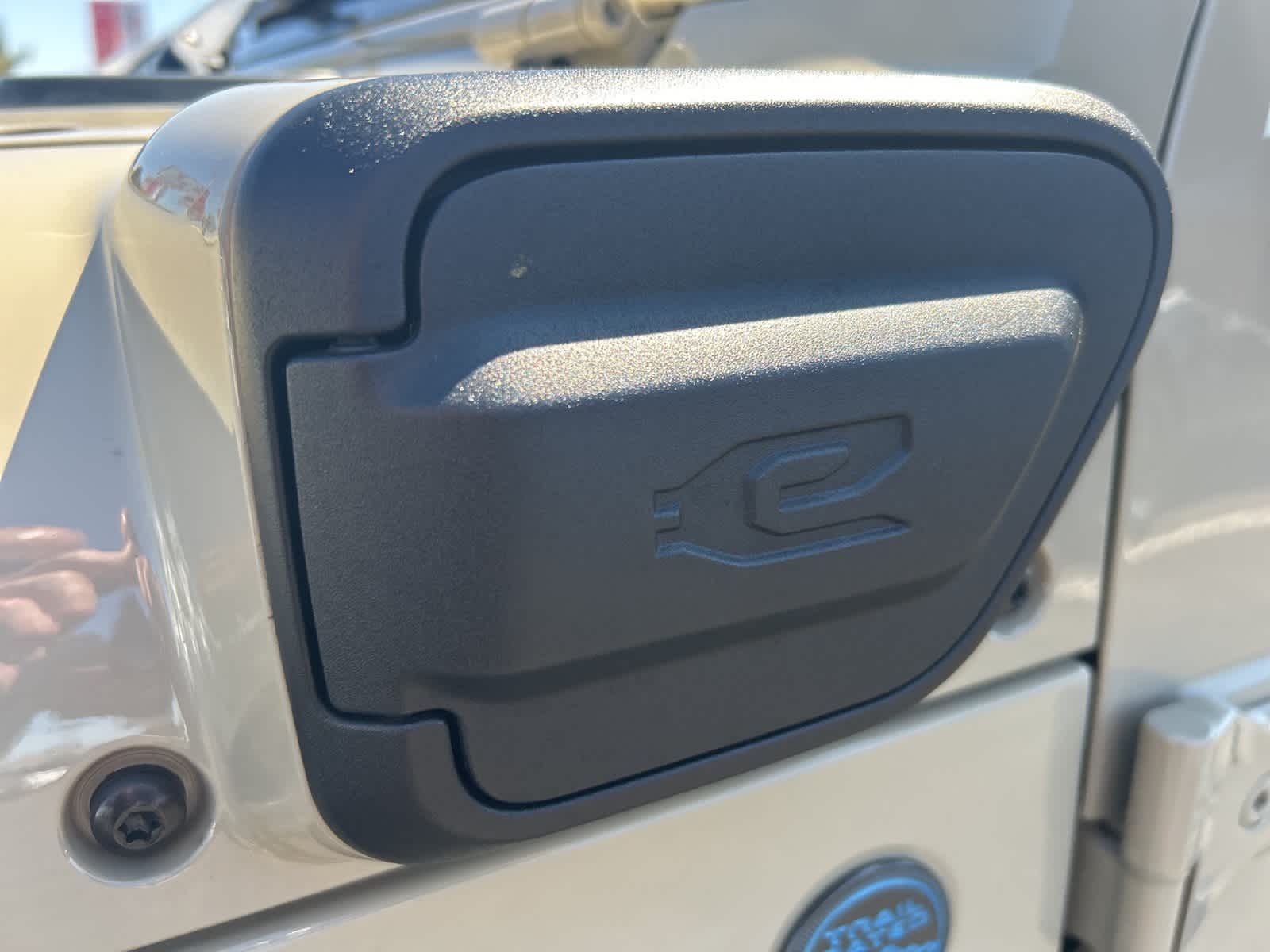 Thumbnail: 2022 Jeep Wrangler - 16