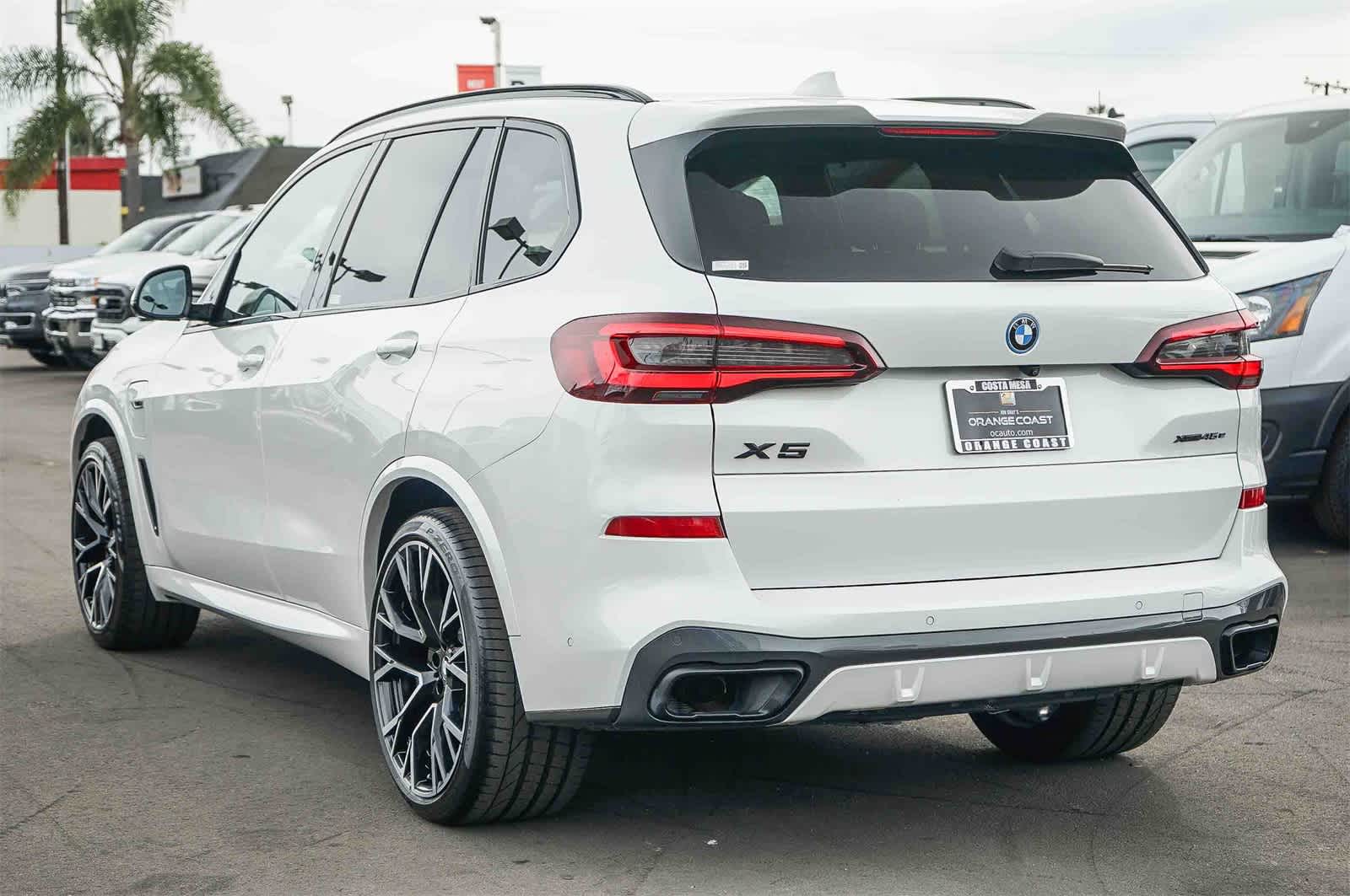 Thumbnail: 2022 BMW X5 - 6