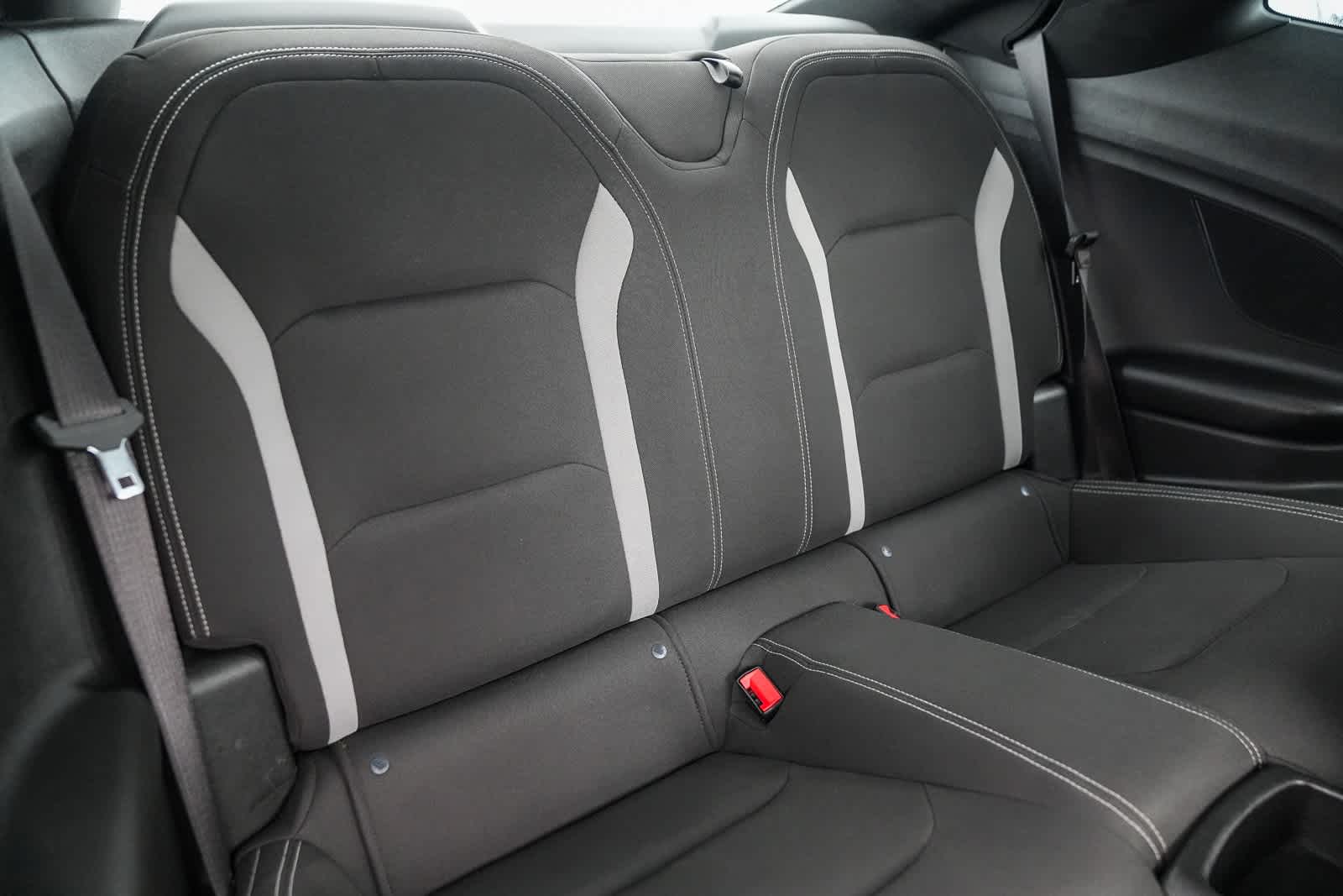 Thumbnail: 2019 Chevrolet Camaro - 17